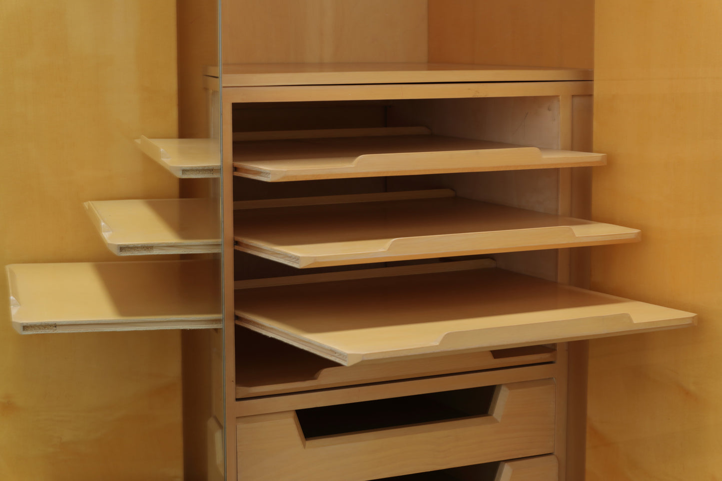 Vittorio Dassi blond maple wardrobe 60s