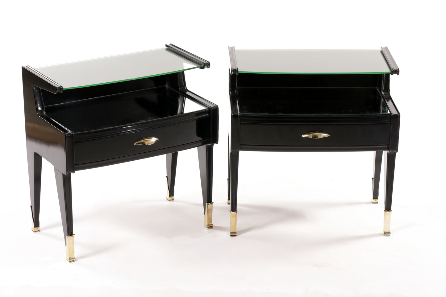 Pair of bedside tables from the 1950s by Vittorio Dassi