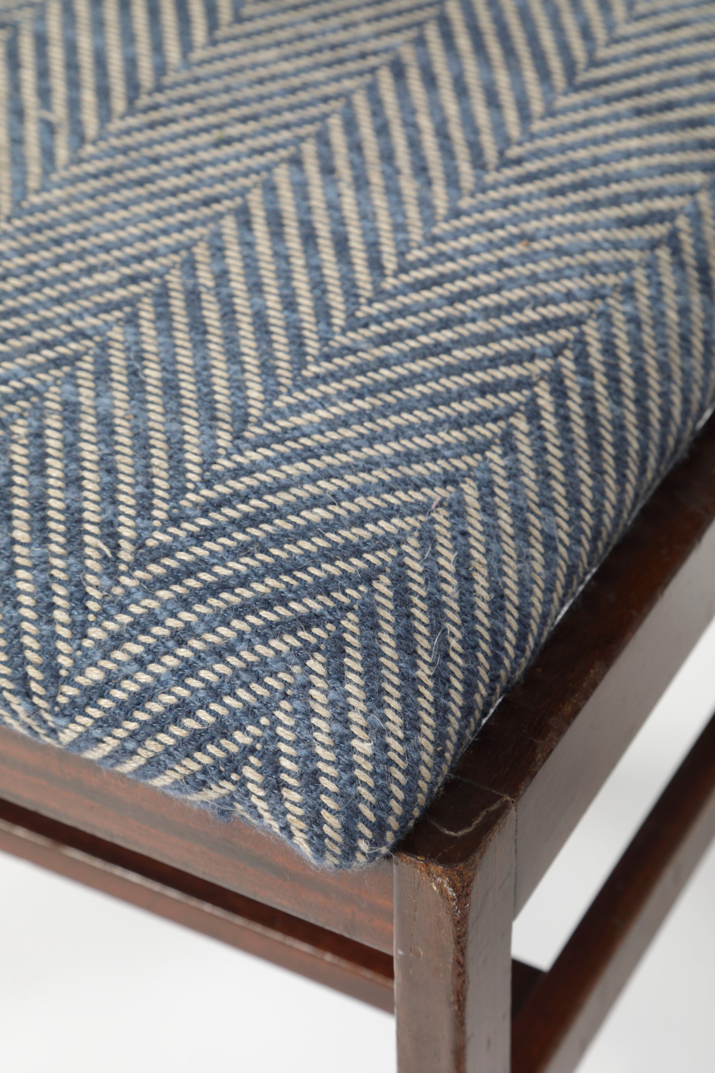 Coppia sedie anni 60 reinterpretate da t r i p l e f