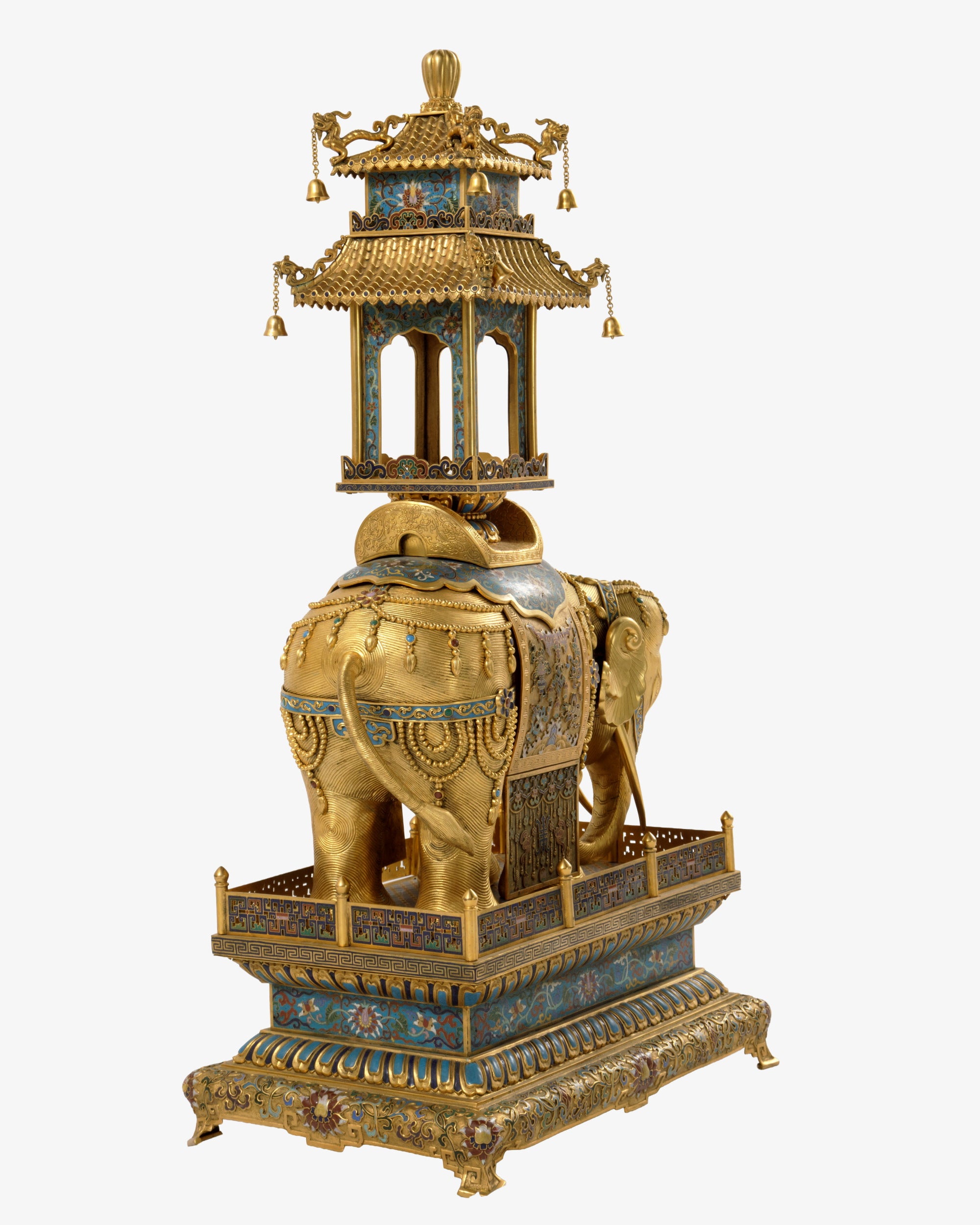 Elefante con pagoda in bronzo dorato e smalti cloisonné