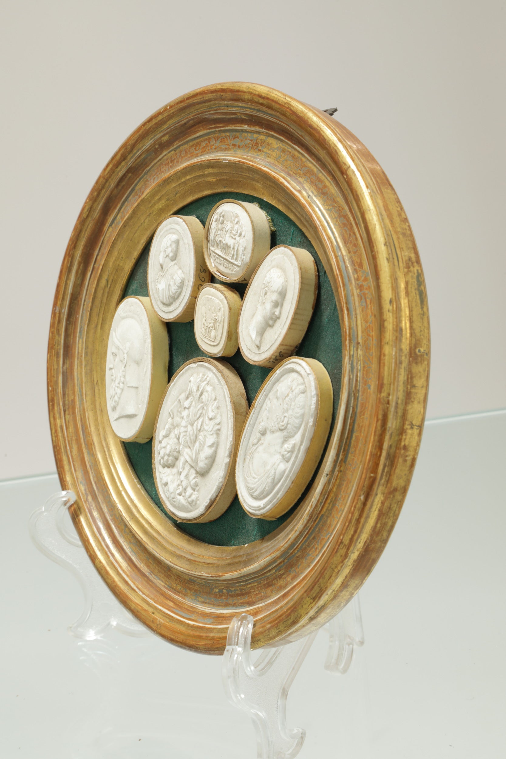Plaster cameos 900