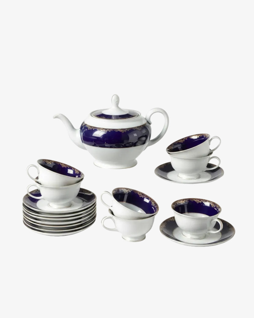 Served by the Rosenthal blue gold