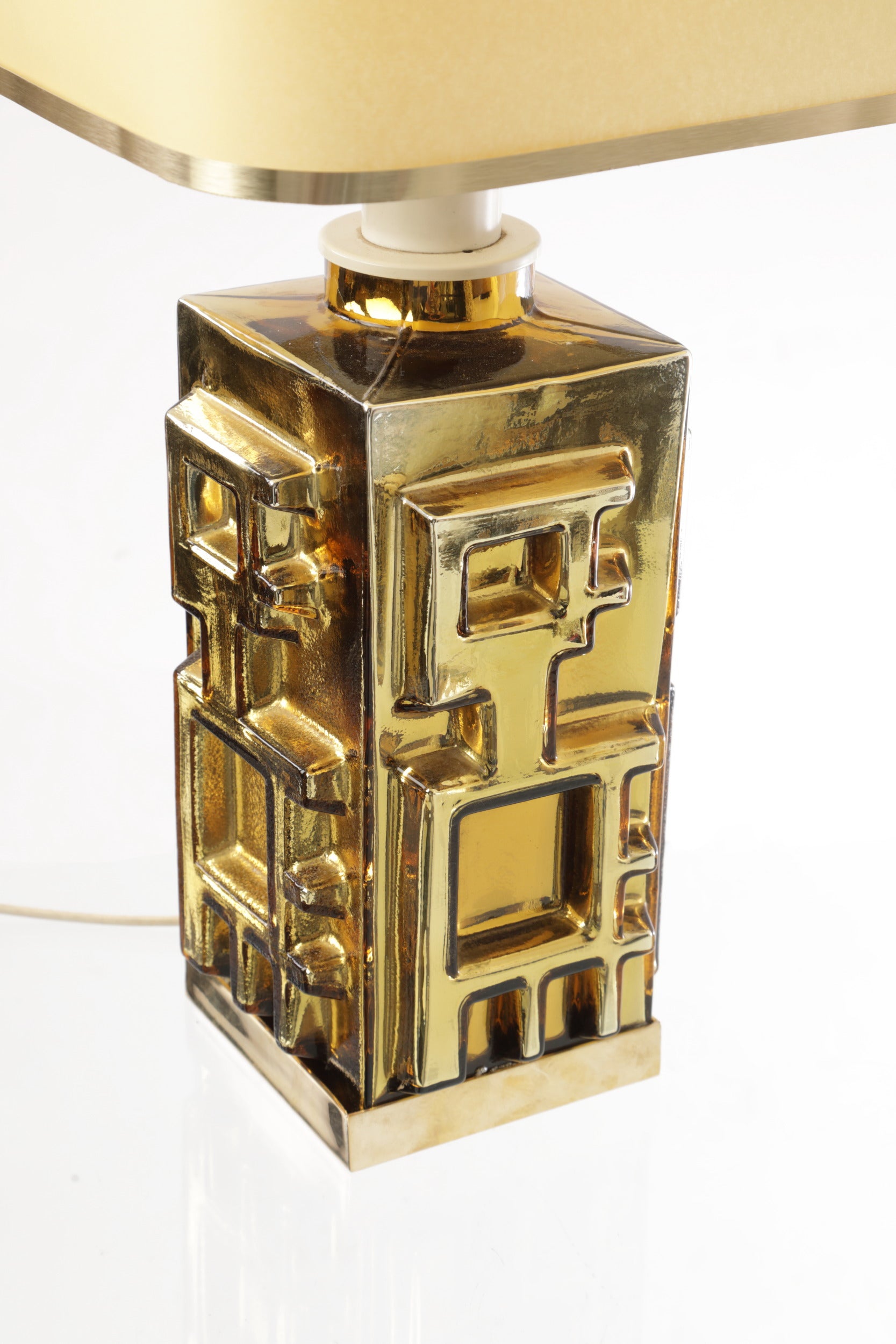 70's golden glass lamp