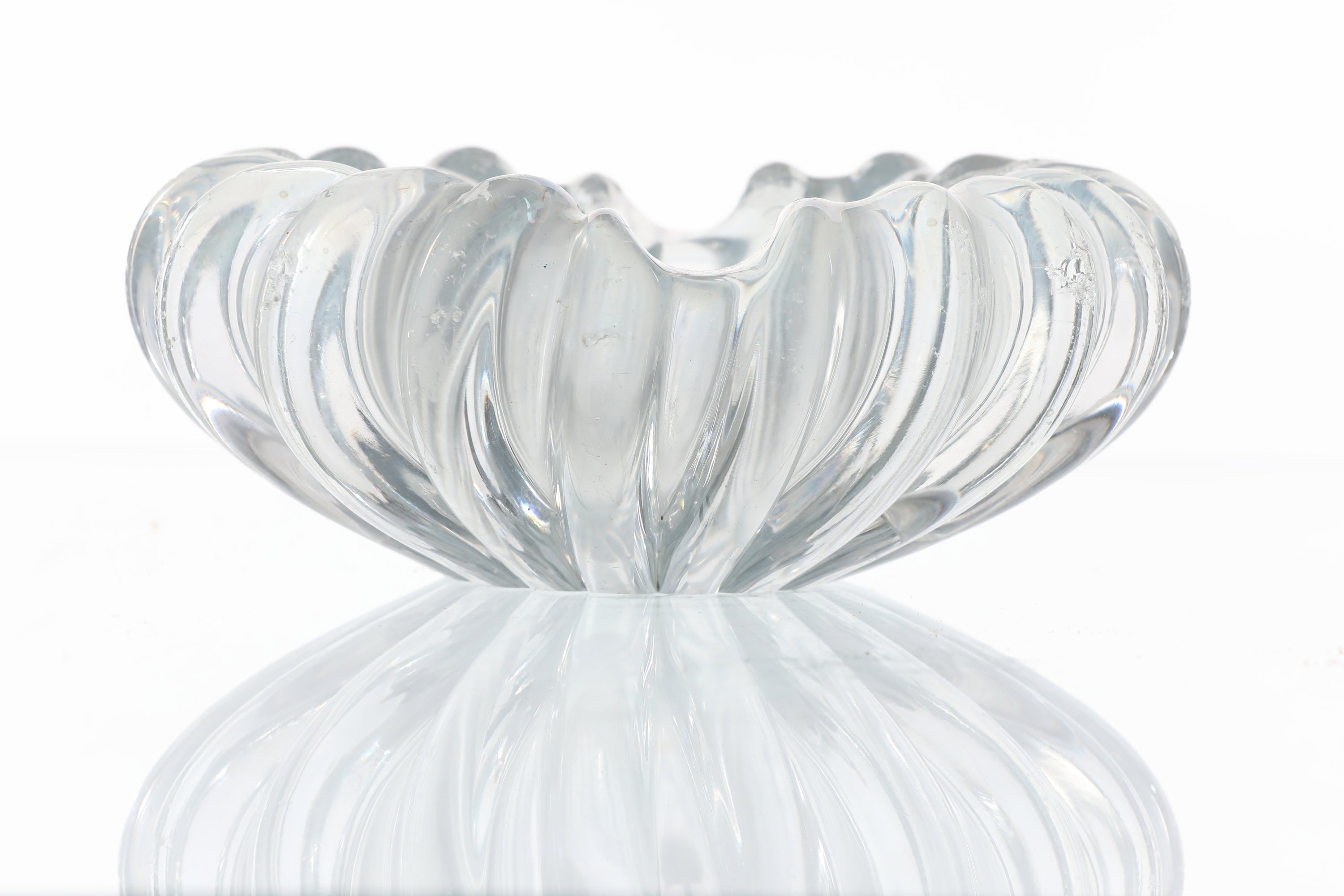 Pearlescent Murano glass ashtray from the 70s