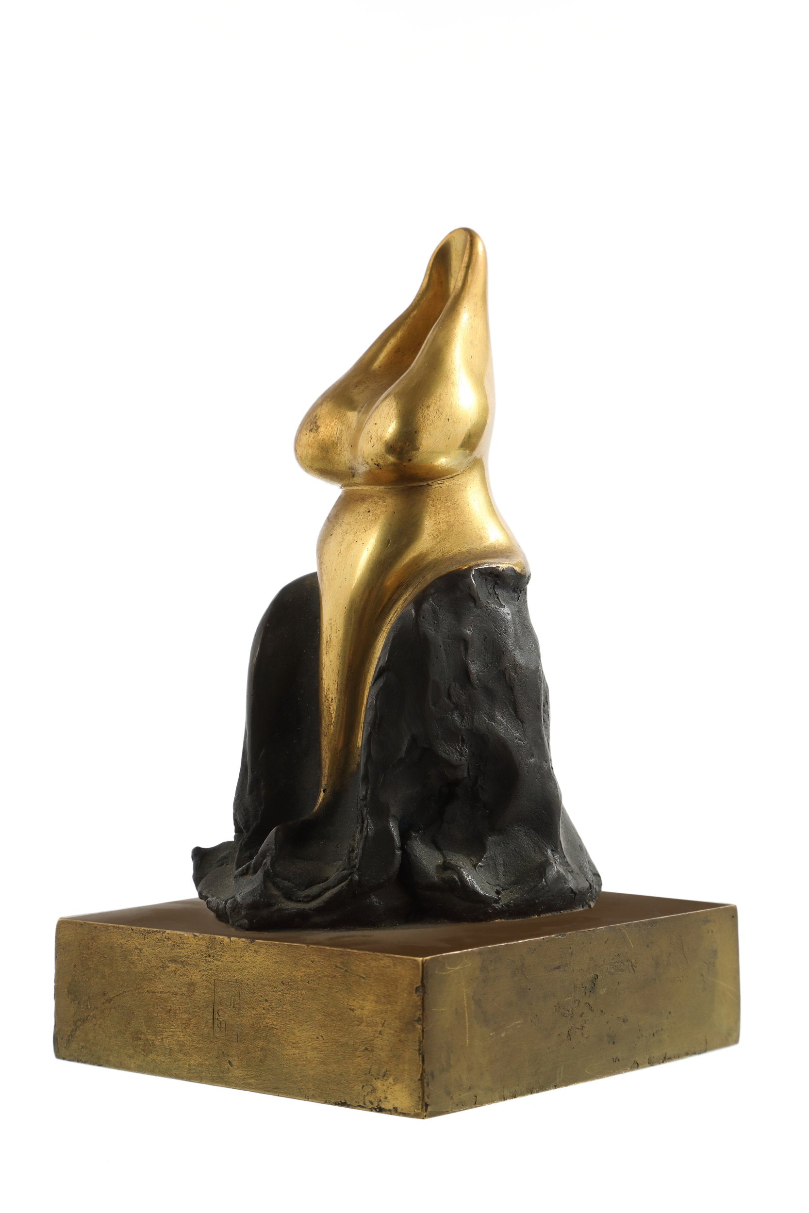 Anthropomorphic sculpture in gilt bronze