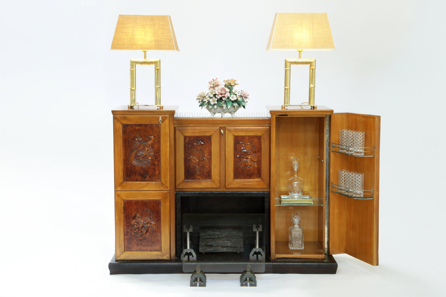 Mobile bar Fireplace by Osvaldo Borsani