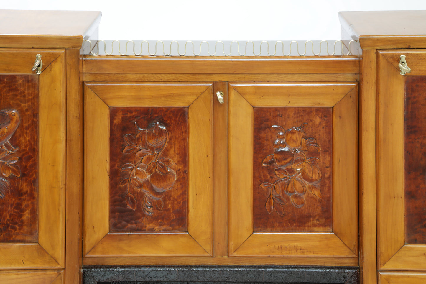 Mobile bar Fireplace by Osvaldo Borsani