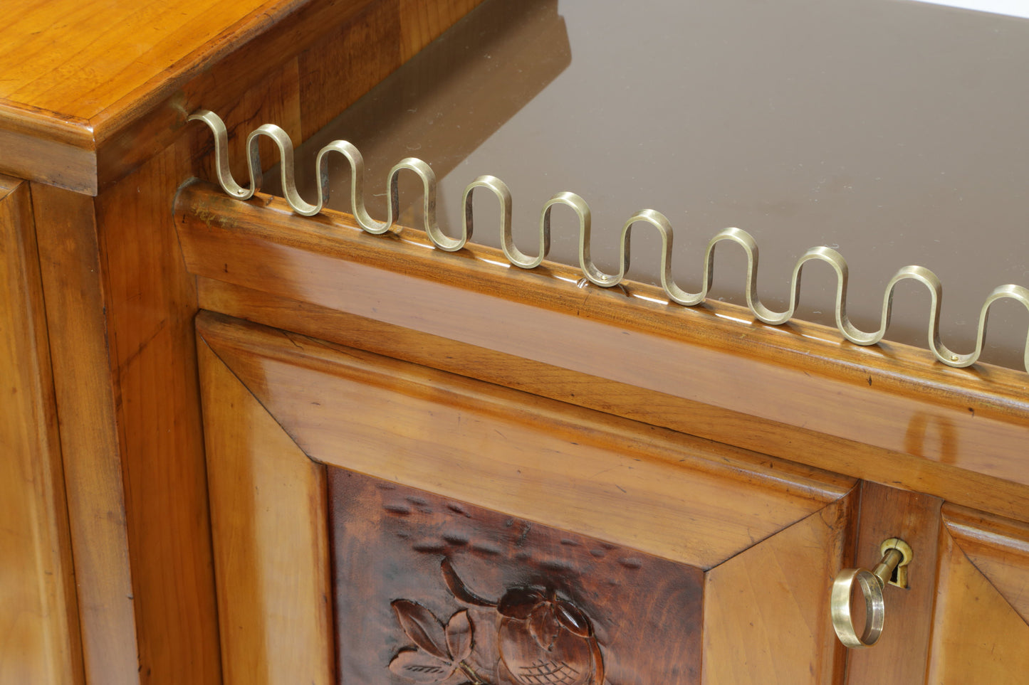 Mobile bar Fireplace by Osvaldo Borsani