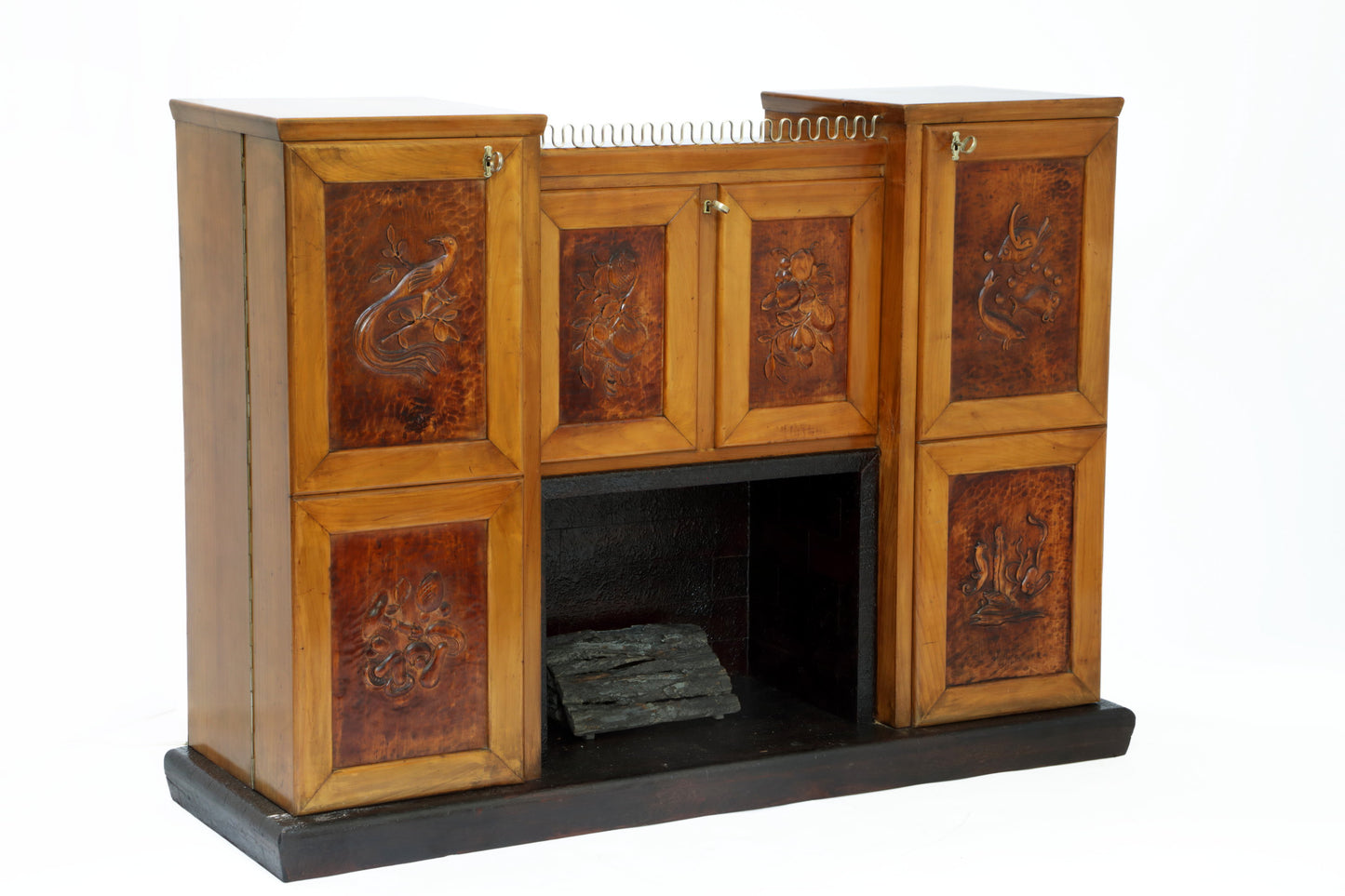 Mobile bar Fireplace by Osvaldo Borsani