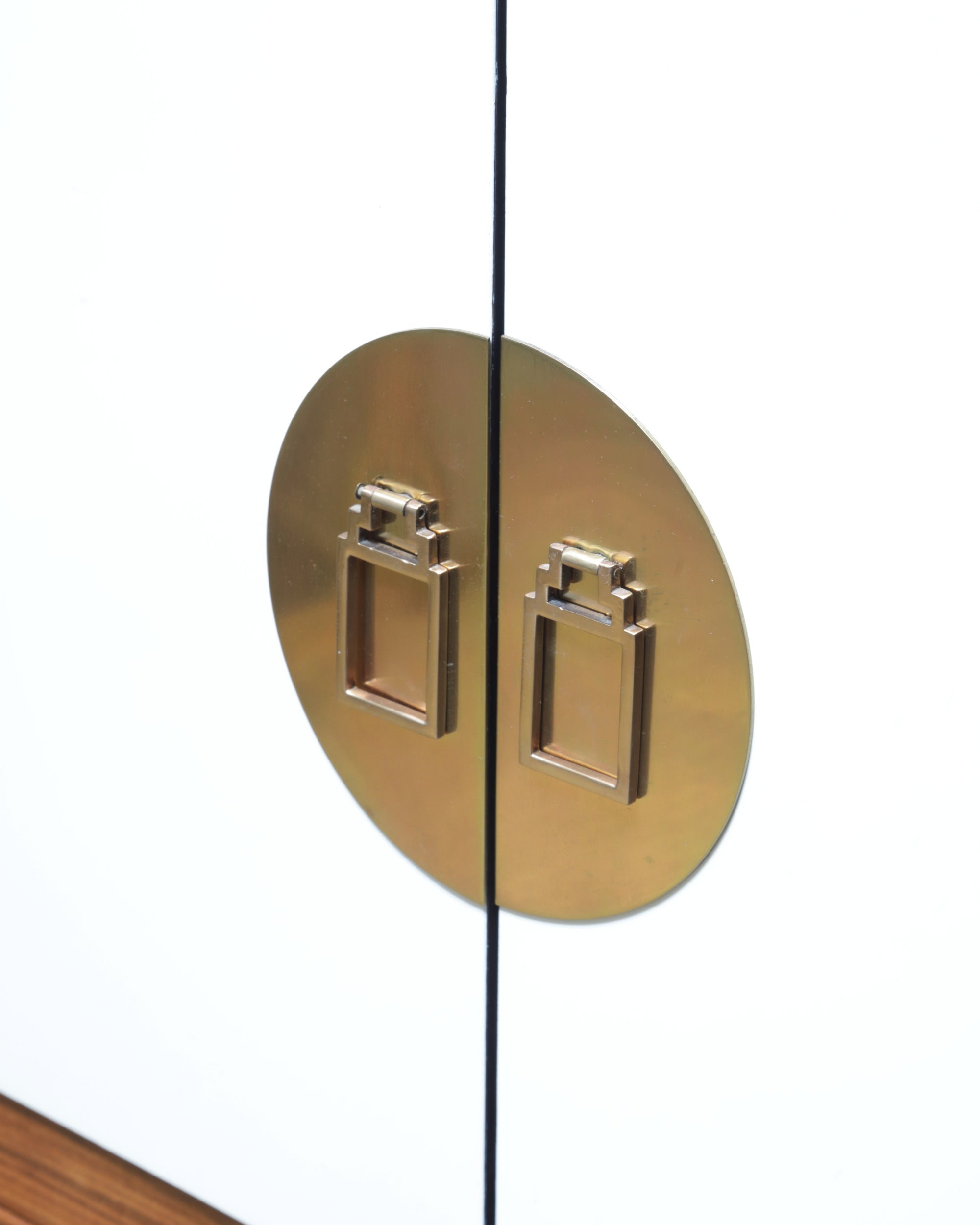 Lacquered cabinet by Giovanni Patrini for Mario Sabot, 1970s
