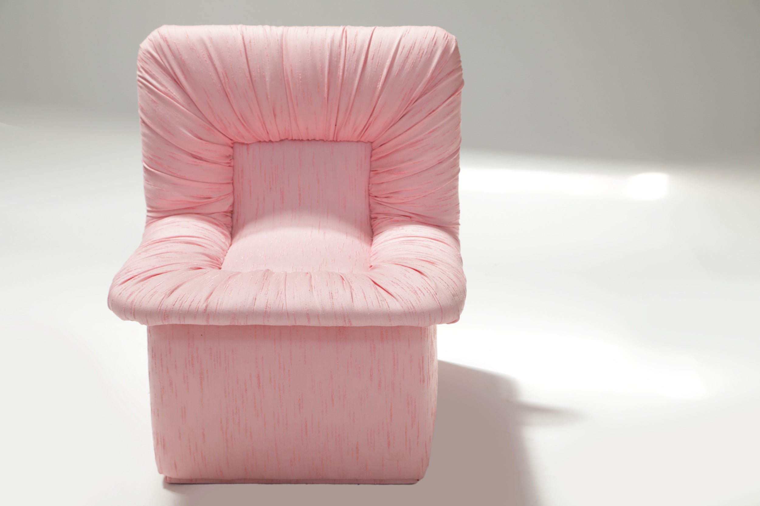 Small 70s armchair reinterpreted by triplef
