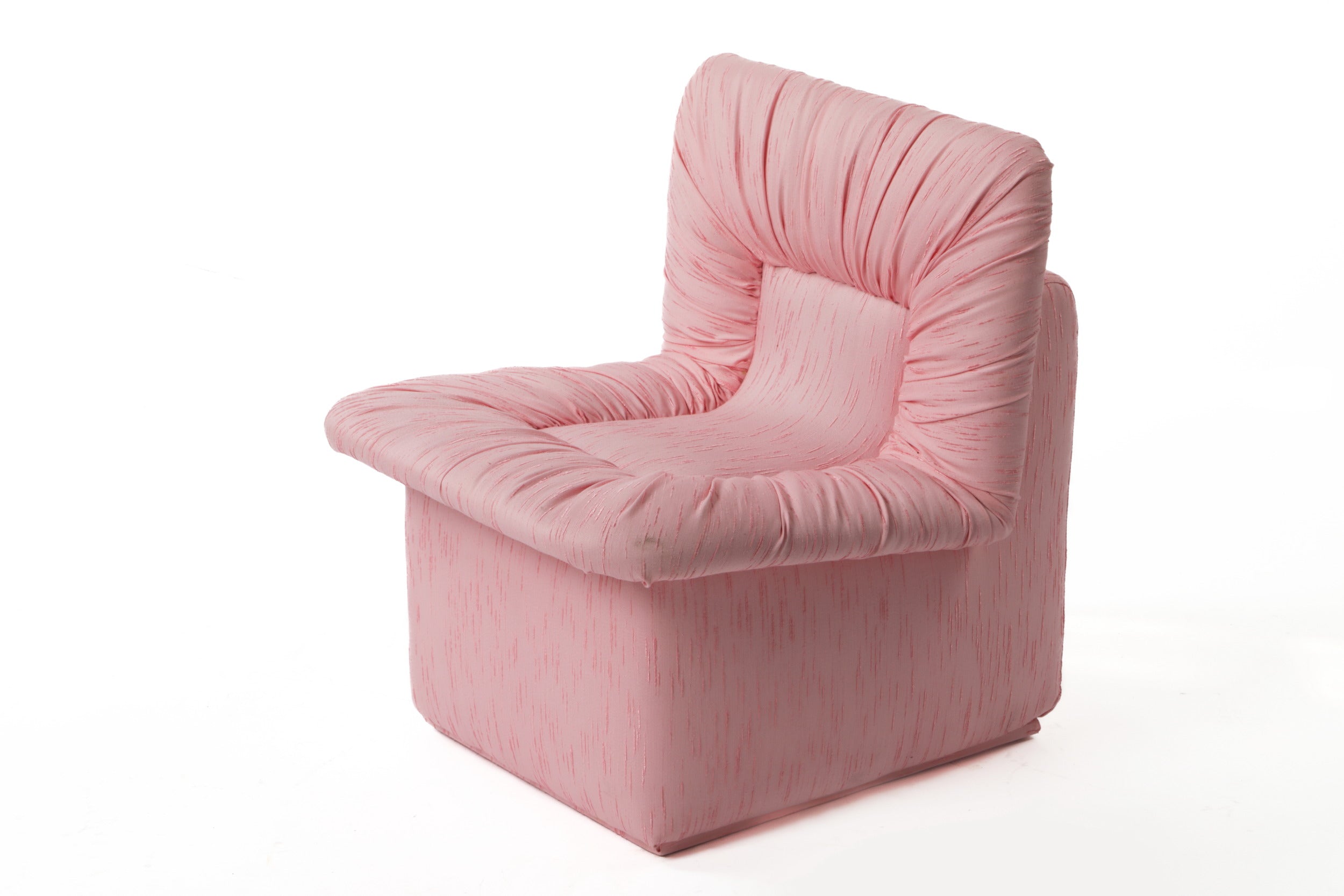 Small 70s armchair reinterpreted by triplef