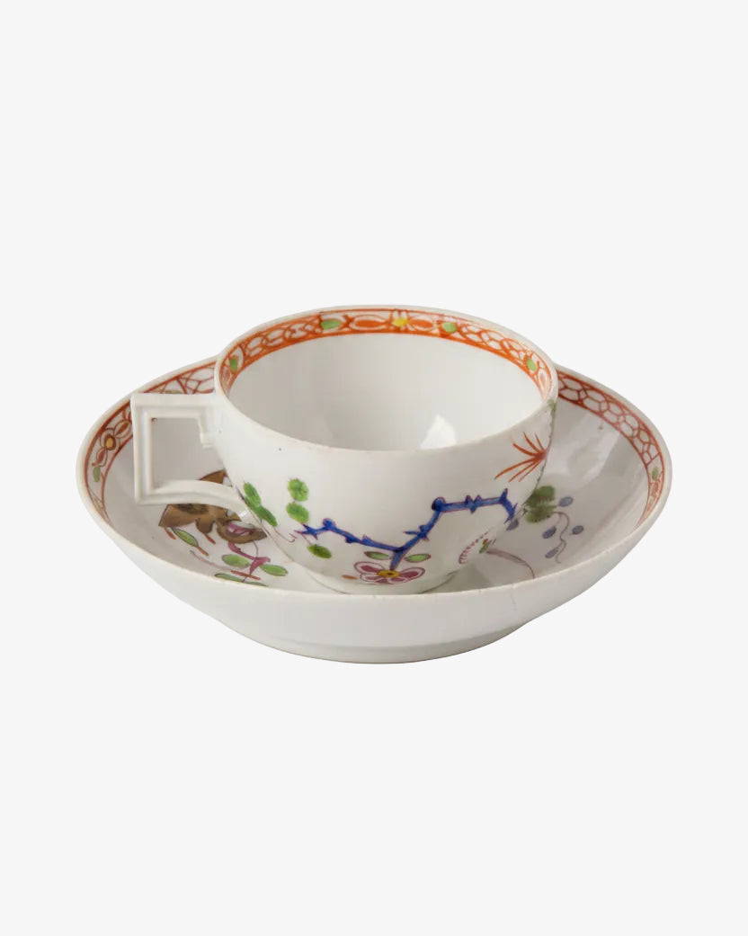 Small meissen porcelain cup with oriental decoration