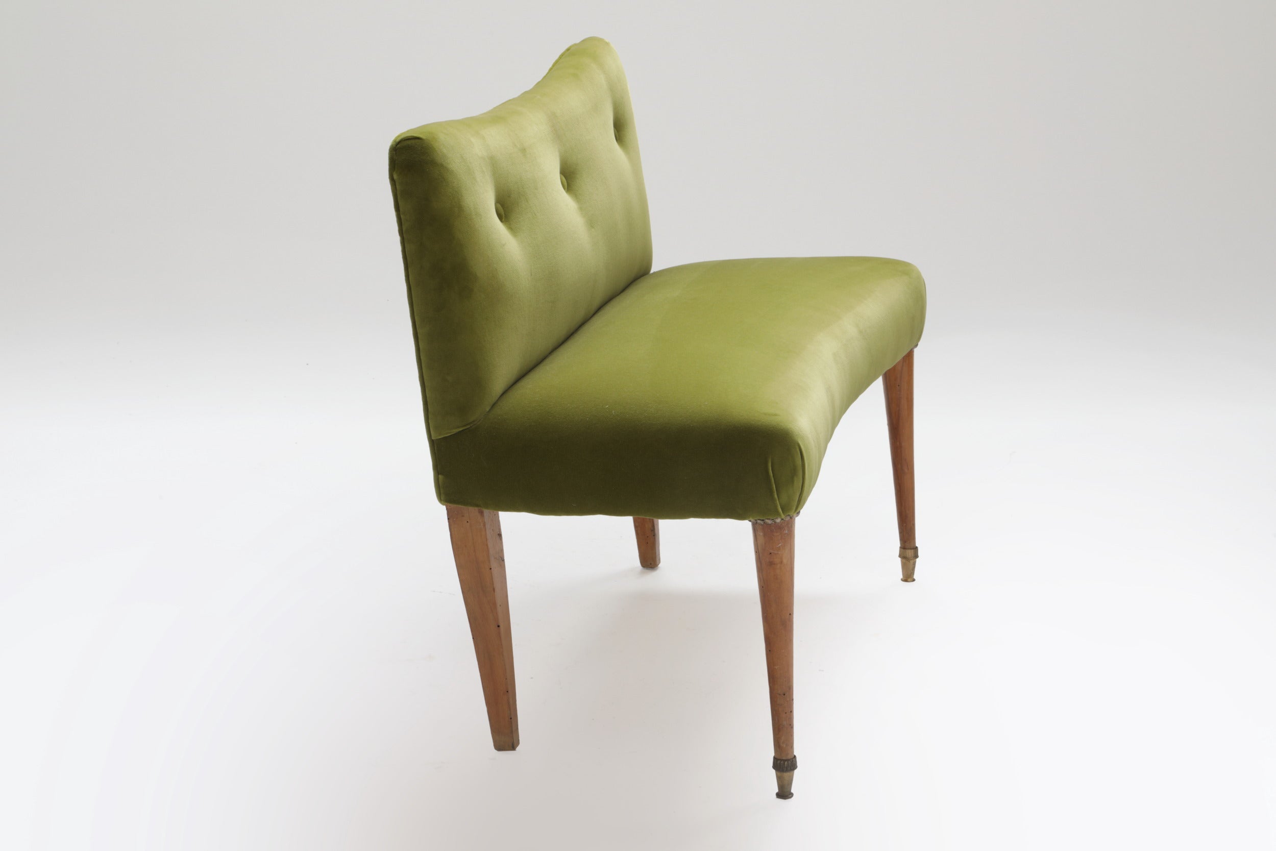 Small 60s sofa with buttoned back