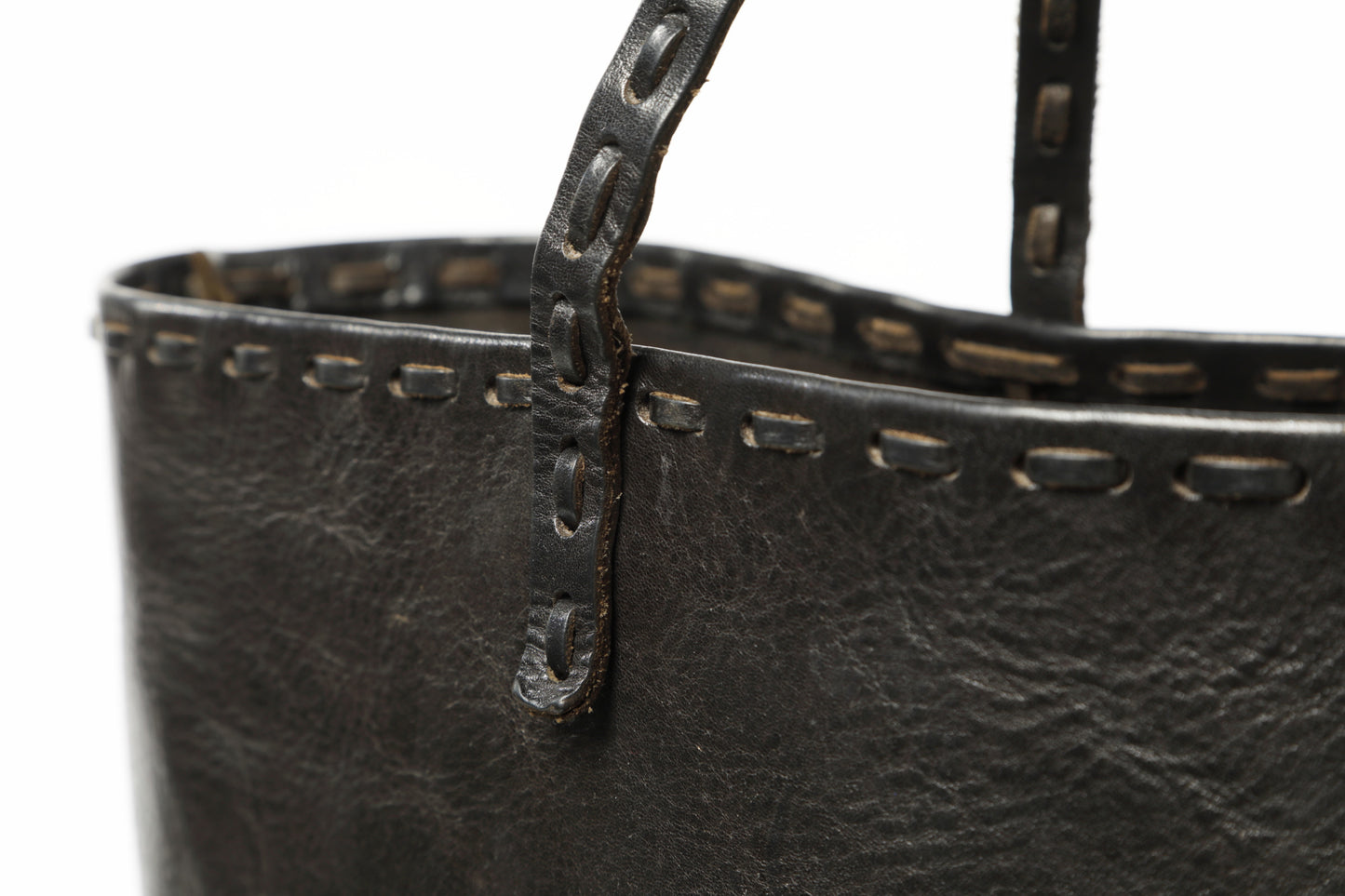 Fendi rollbag bag with leather loop in the bag and on the handle, 90s deer relief