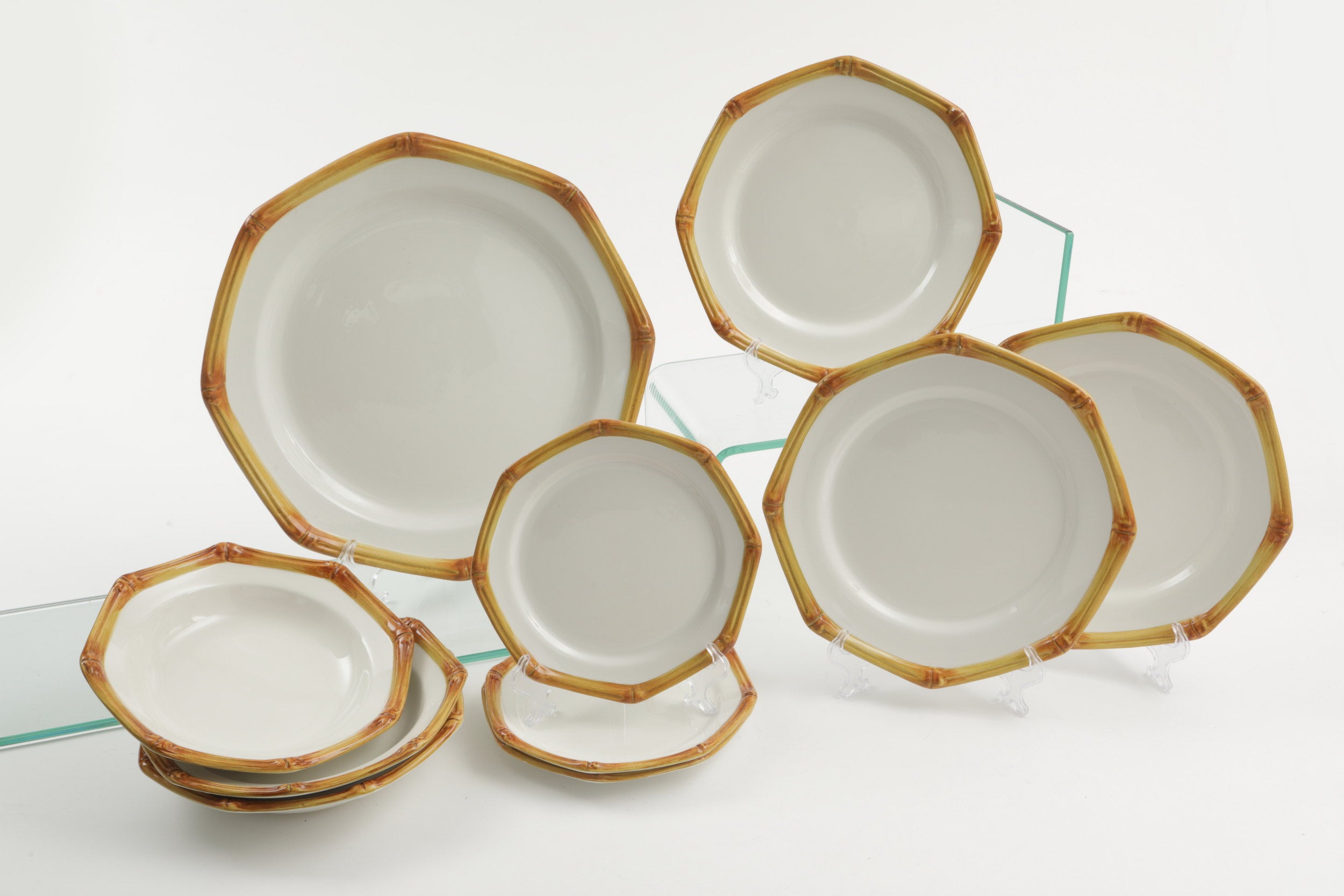Este ceramic plate set from the 70s with bamboo edge