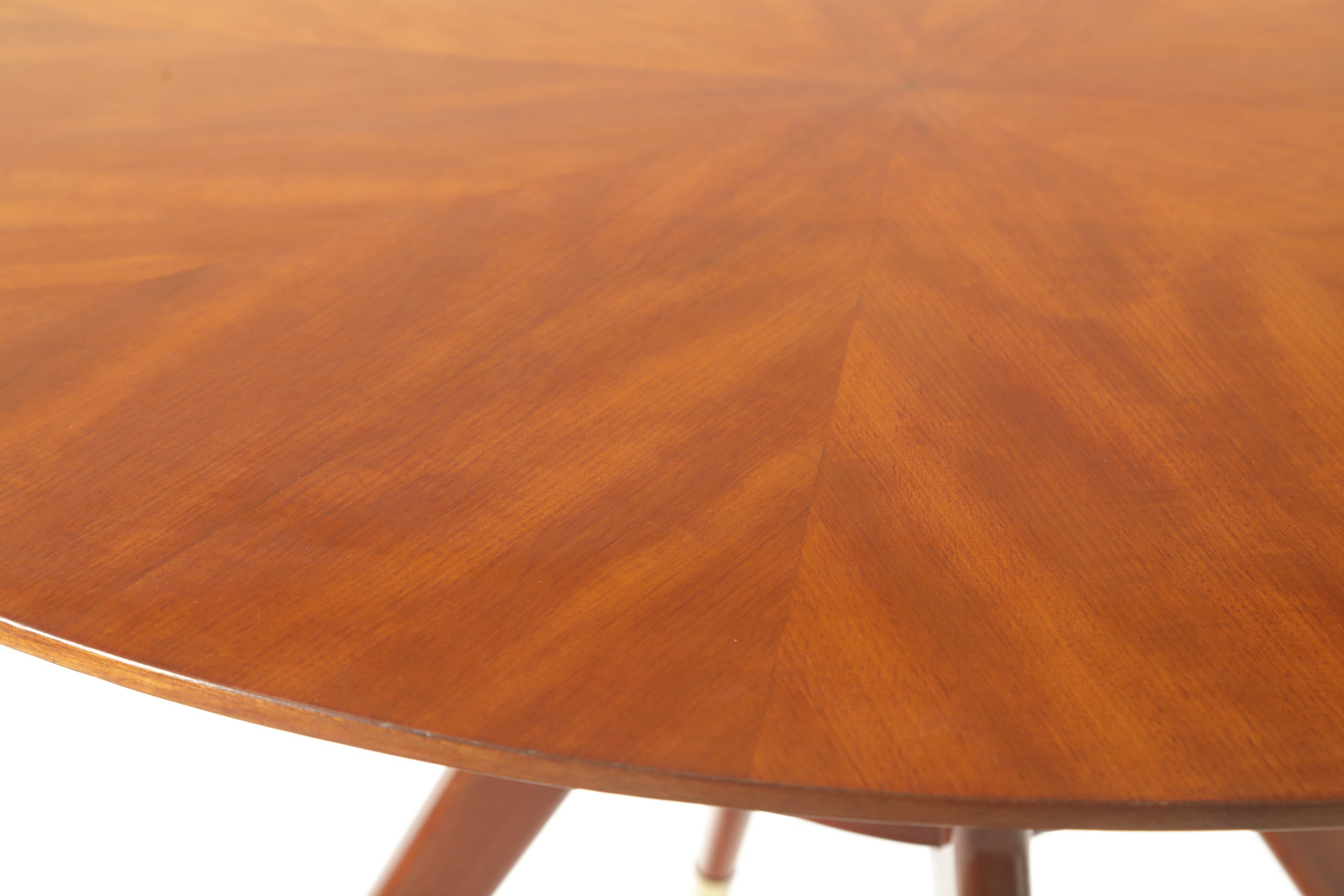 Silvio Cavatorta table 1950