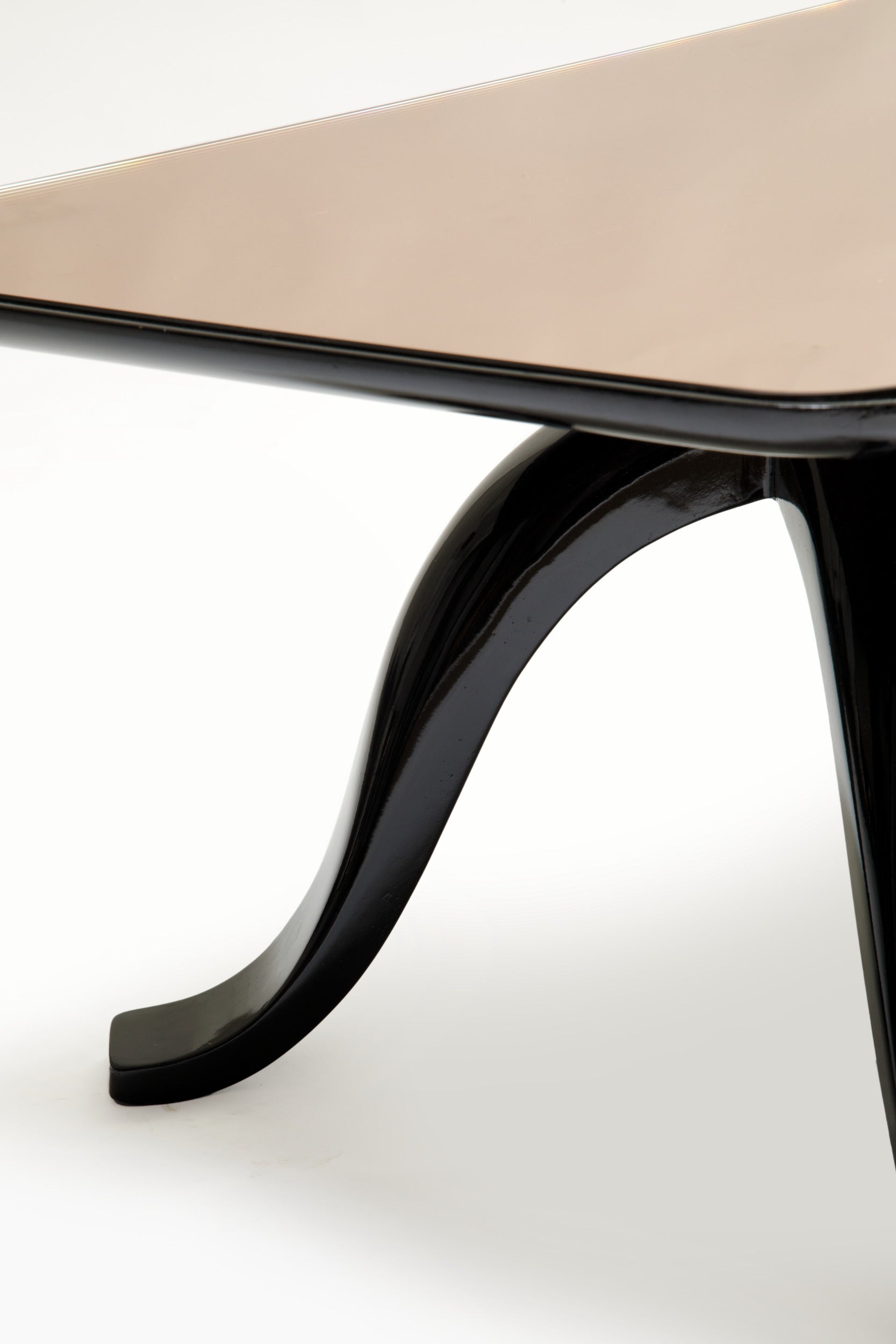 Pietro Chiesa living room table from the 1940s