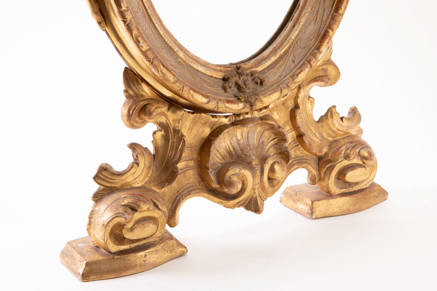 Mirror triptych and end 700 appliques