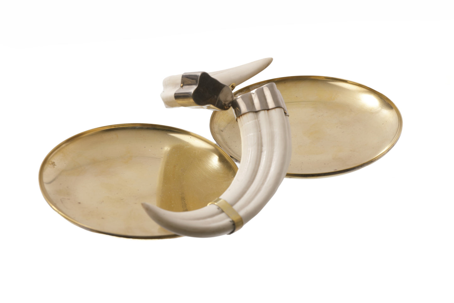 Antipasto dish in brass and horn from the 70s