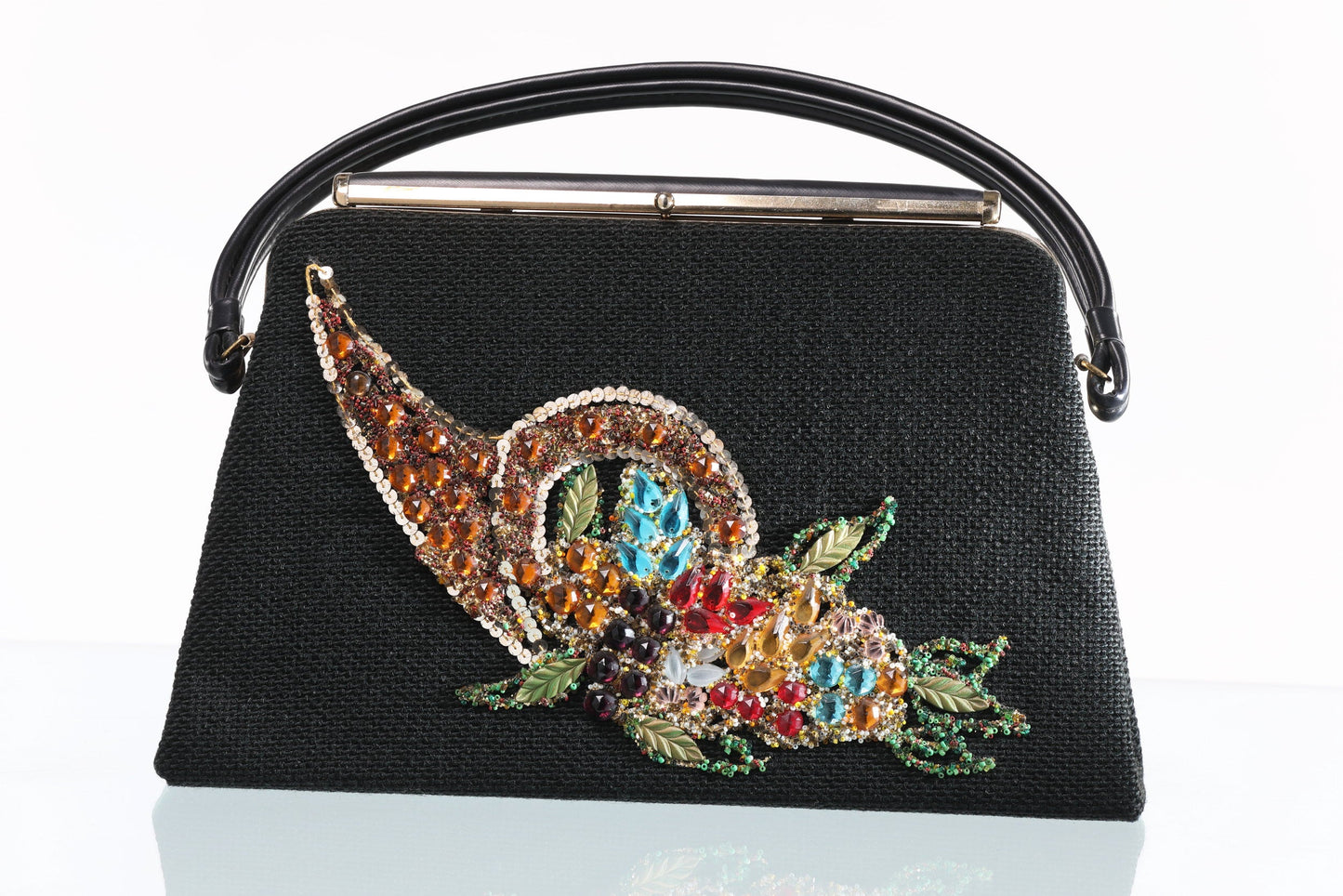 Bag with cornucopia embroidery