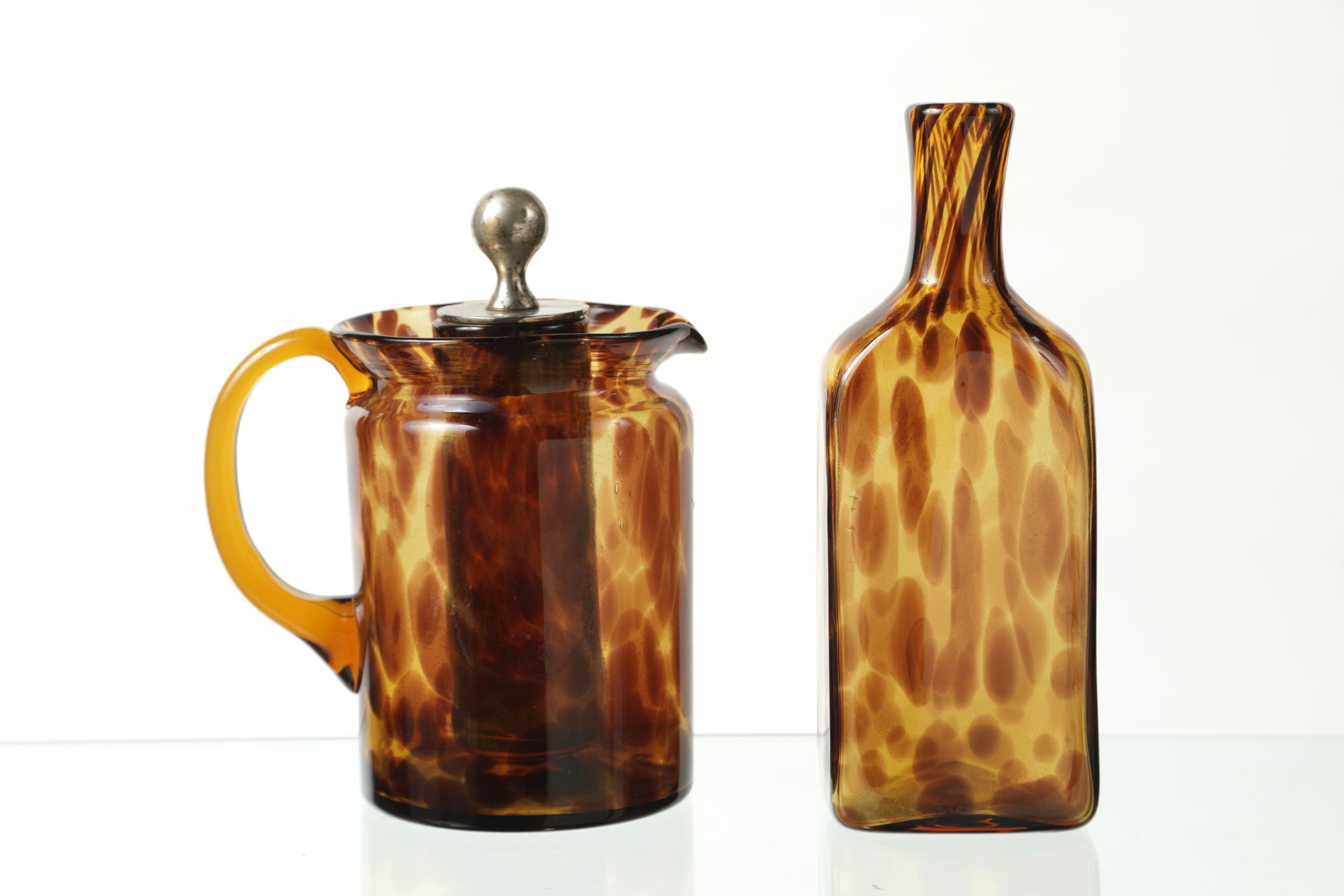 70's spotted glass bottle