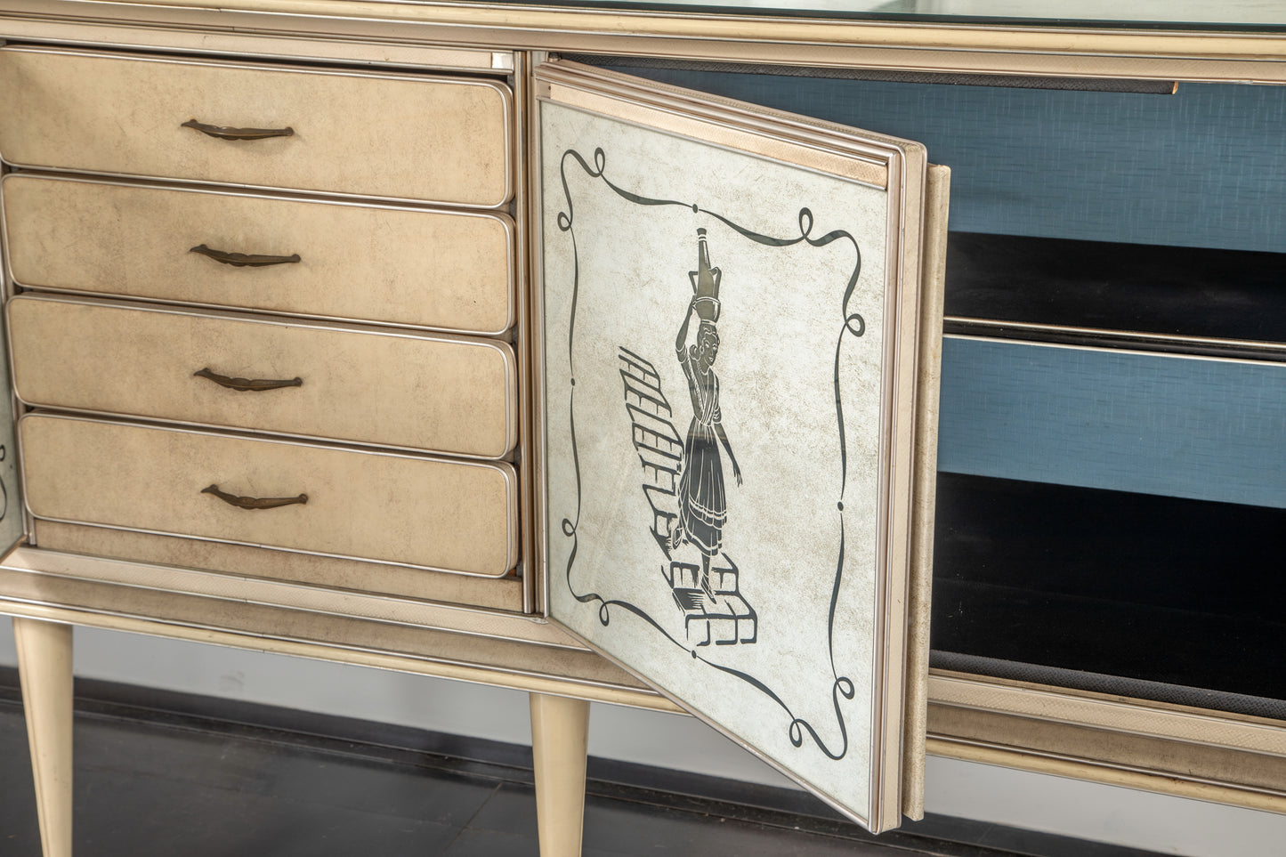 Buffet with Umberto Mascagni mirror from the 1950s