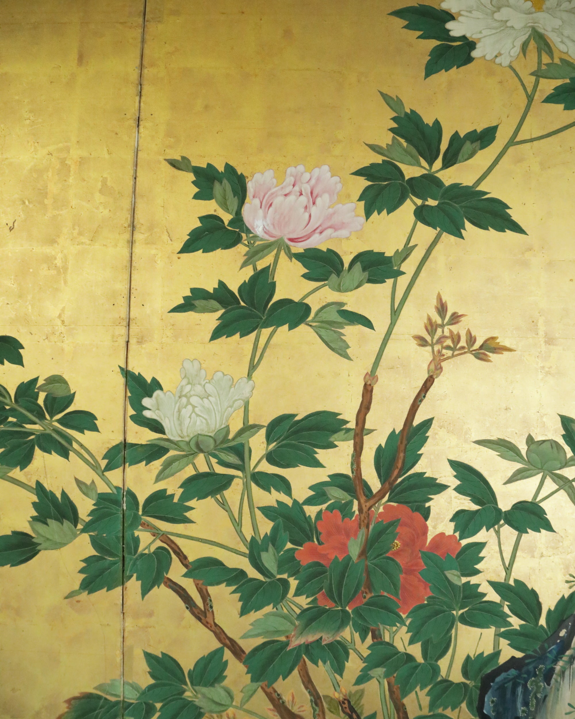 Byōbu con peonie su roccia