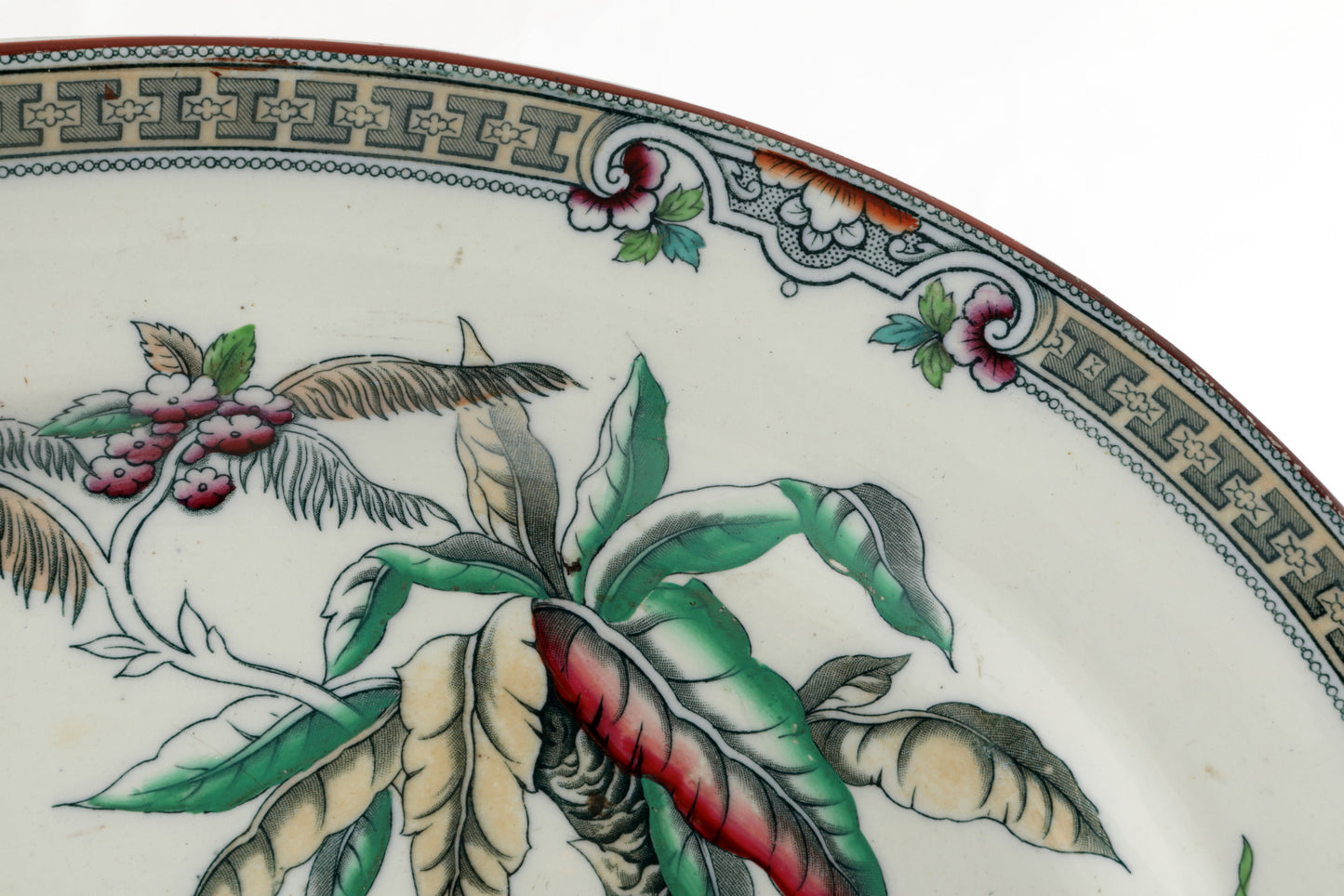 Oriental oval centerpiece