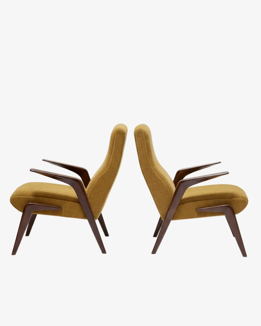 Pair of Osvaldo Borsani P71 armchairs from the 1950s