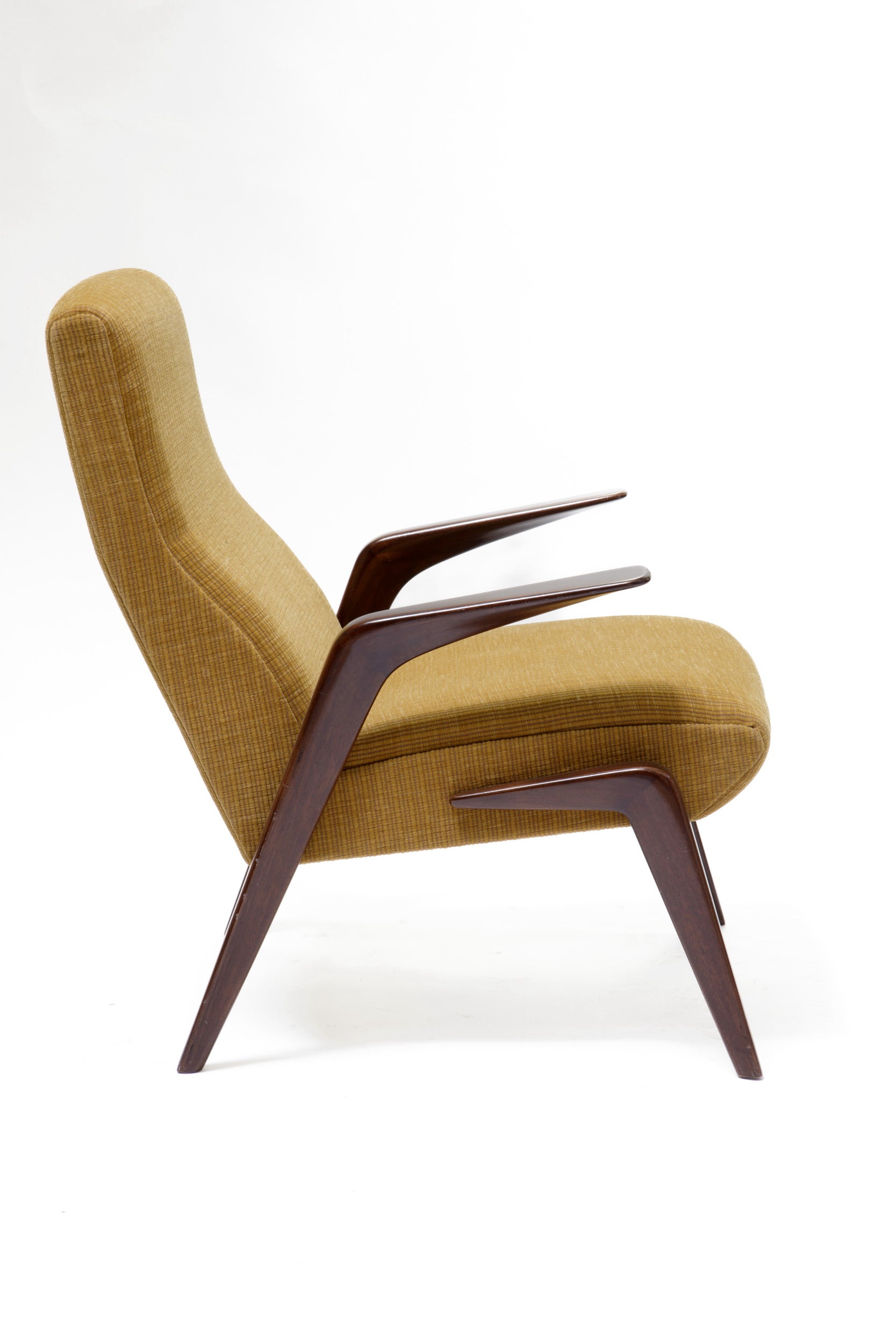 Pair of Osvaldo Borsani P71 armchairs from the 1950s