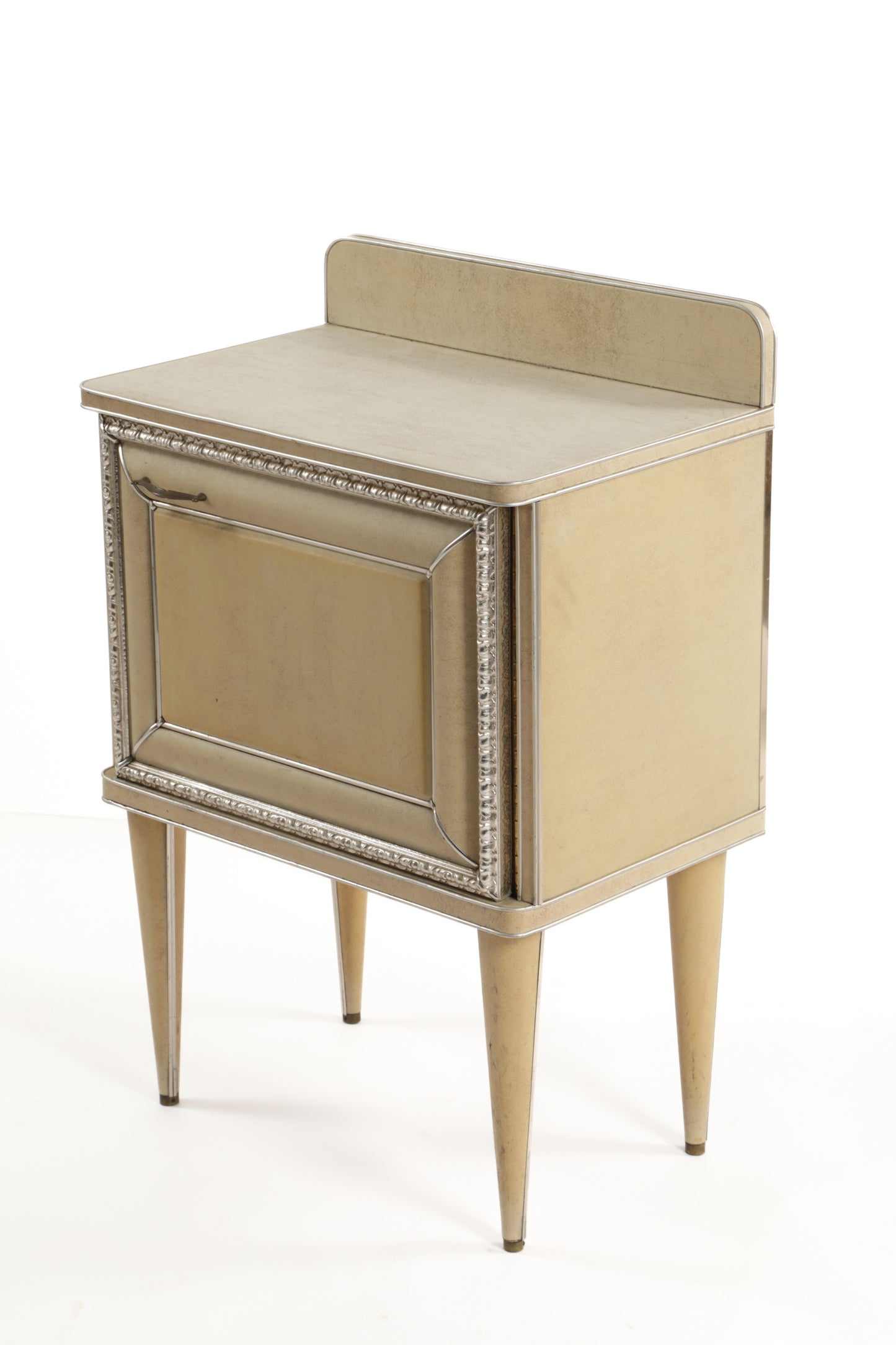 Pair of Umberto Mascagni bedside tables from the 1950s