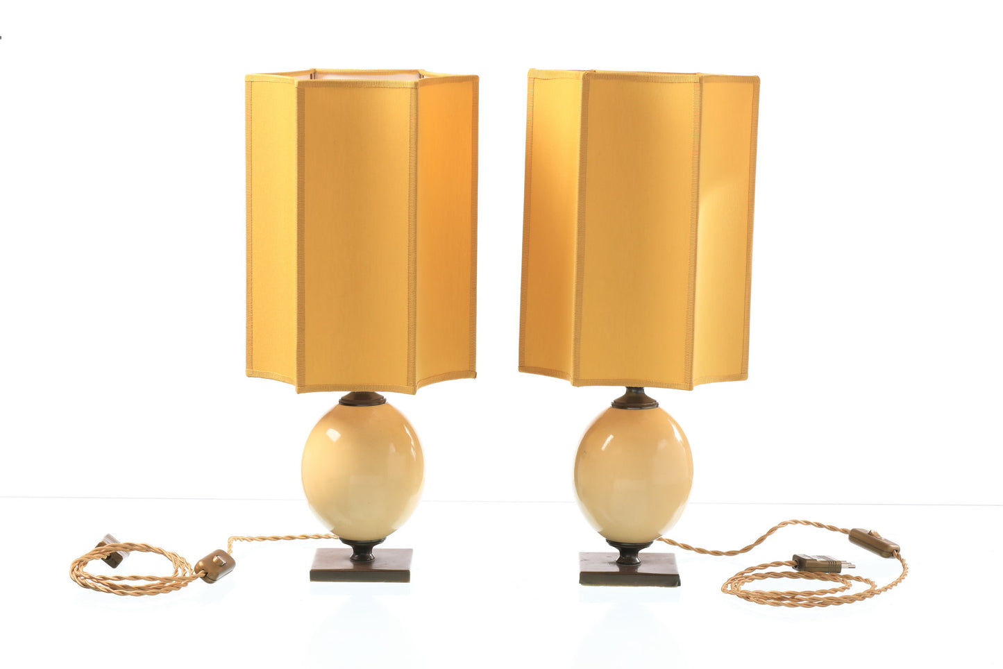 Pair of ostrich egg-shaped lamps