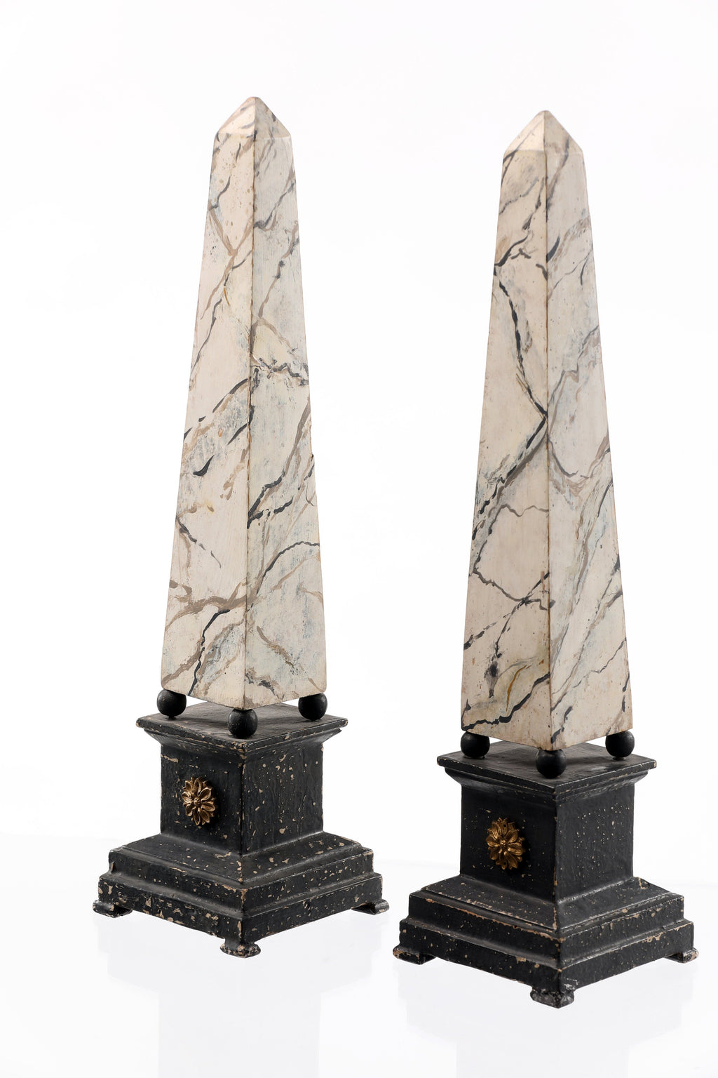 Coppia obelischi legno marmorizzato anni 70