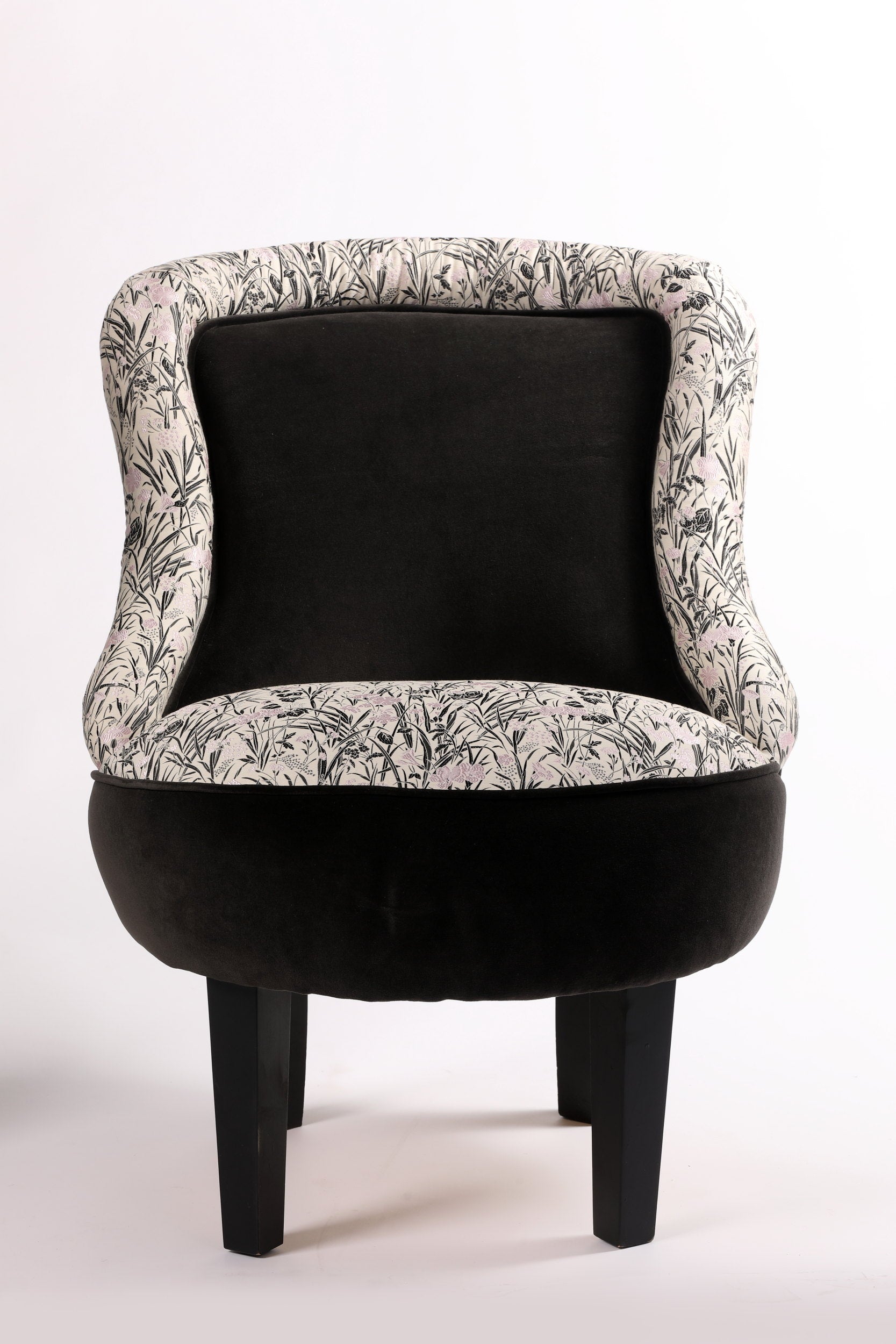 Small couple
 bedroom armchairs