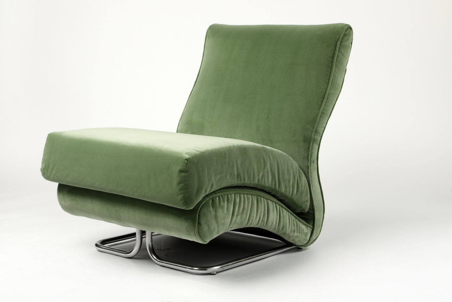 Pair of Cigno Vittorio Varo armchairs for Ipe, 1970s