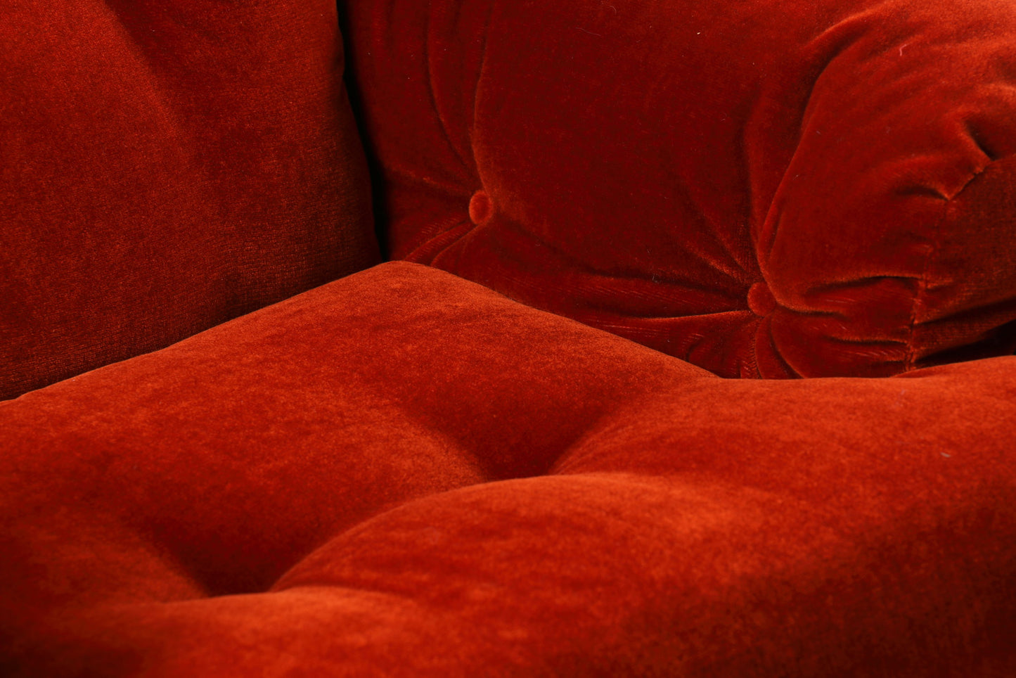 Pair of armchairs from the 70s by Afra and Tobia Scarpa, Coronado model in rust velvet