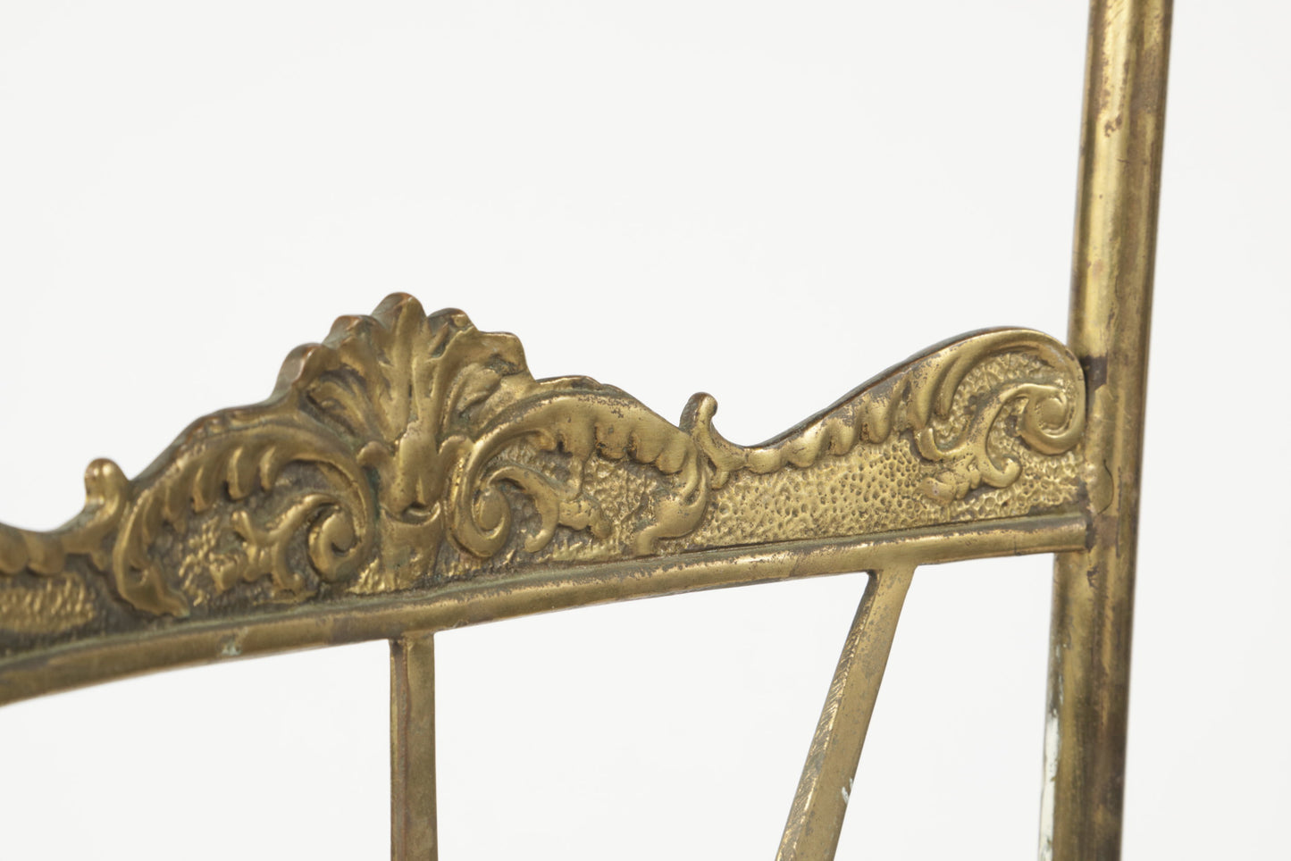 Pair of romantic chairs from the 50s reinterpreted triplef
