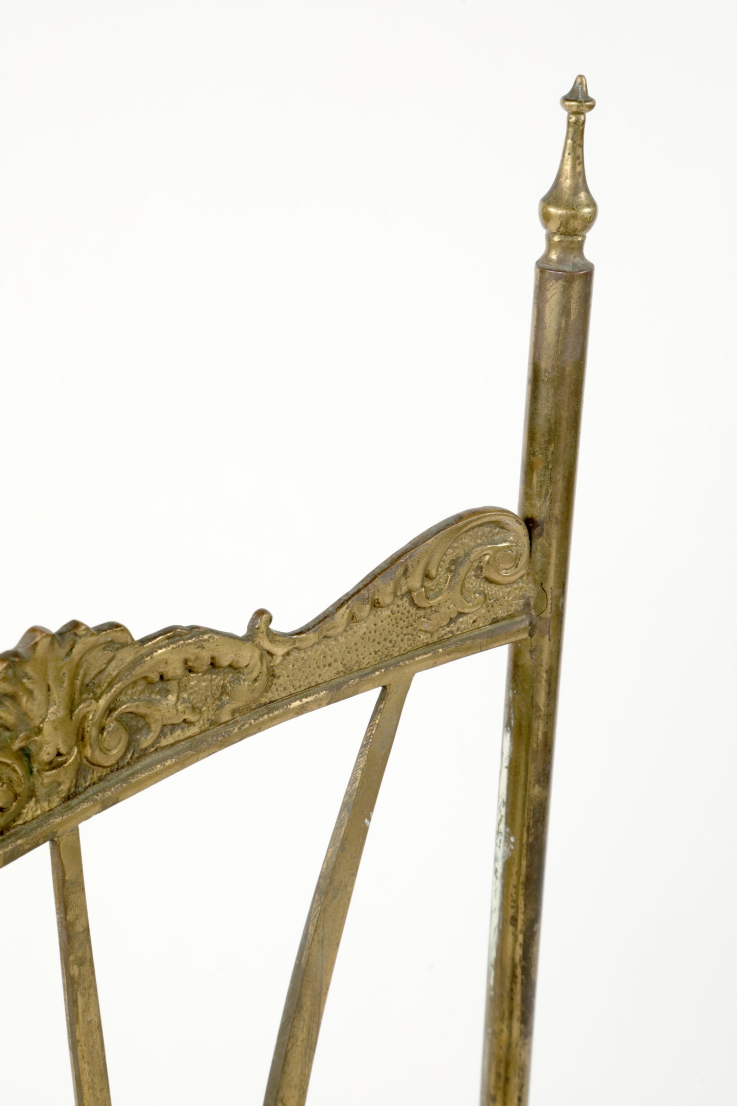 Pair of romantic chairs from the 50s reinterpreted triplef