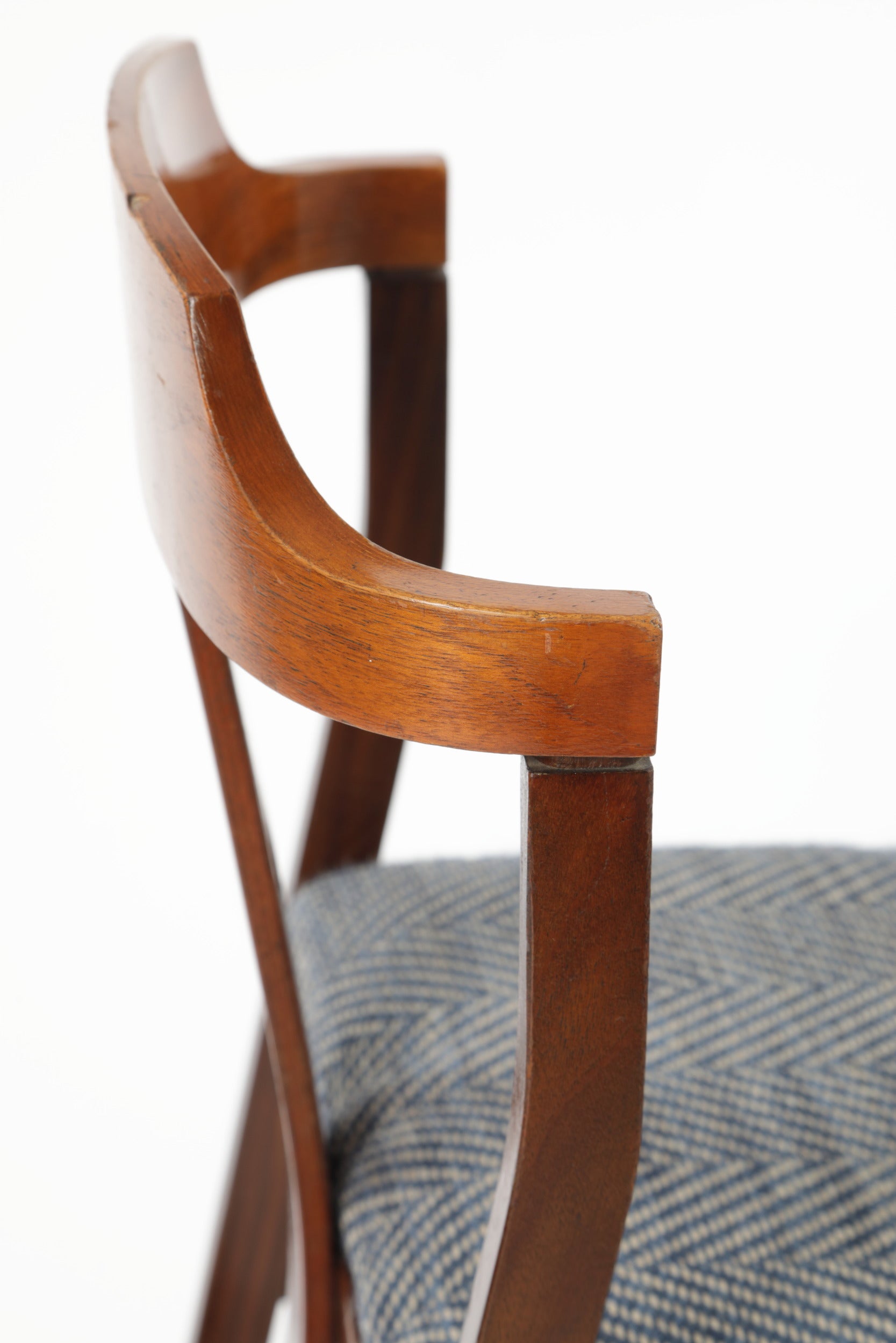 Pair of 60s chairs reinterpreted by triplef