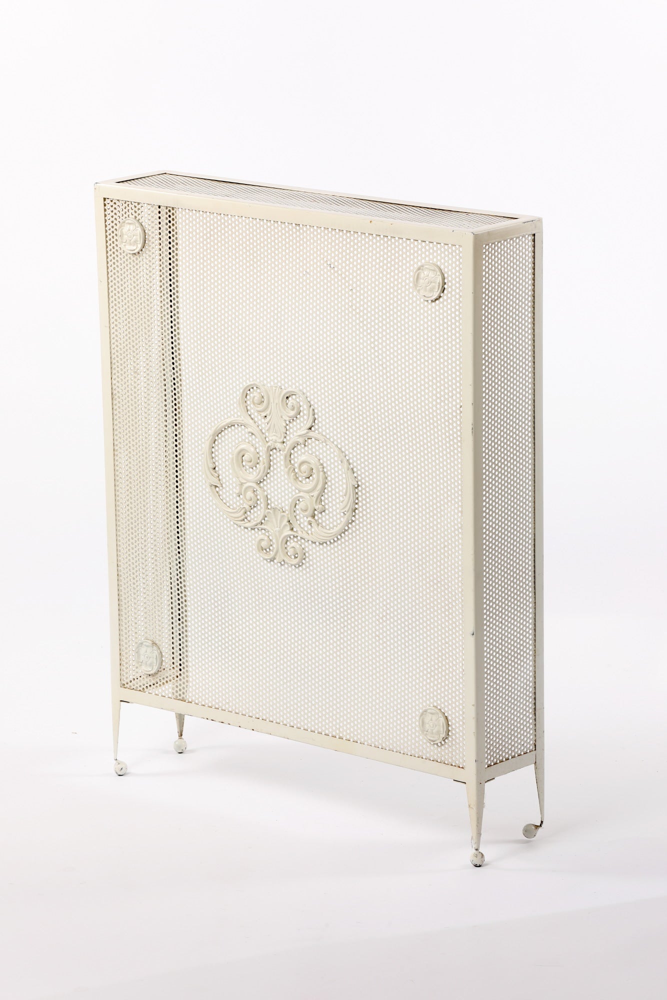 Rectangular white metal radiator cover from the 60s – triplef.it