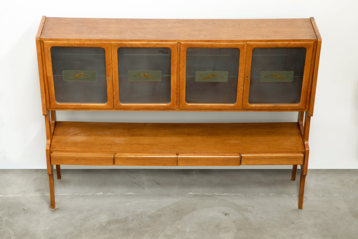 Credenza anni 60 in rovere chiaro