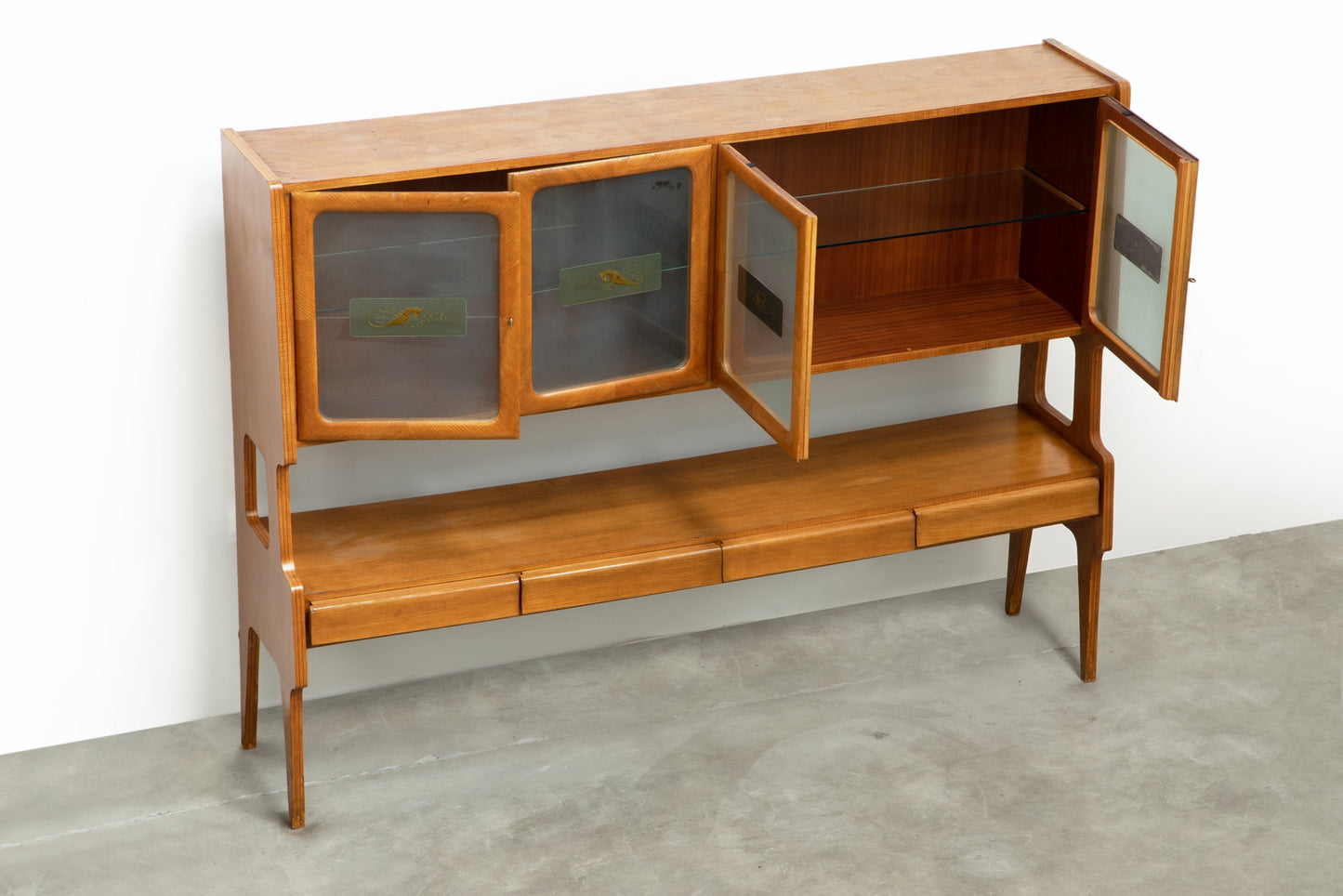 Credenza anni 60 in rovere chiaro