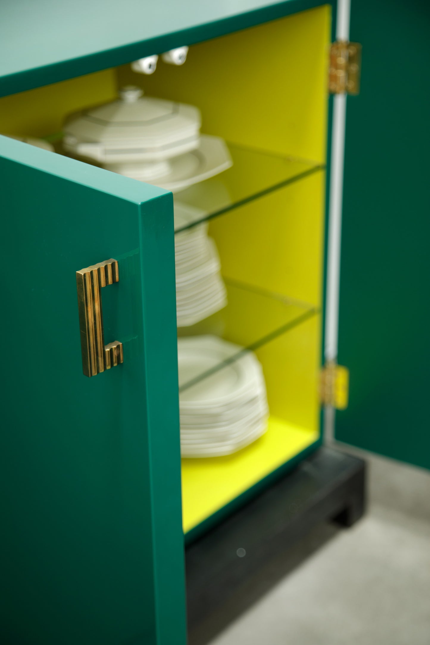 Credenza laccata 3 moduli anni 2000