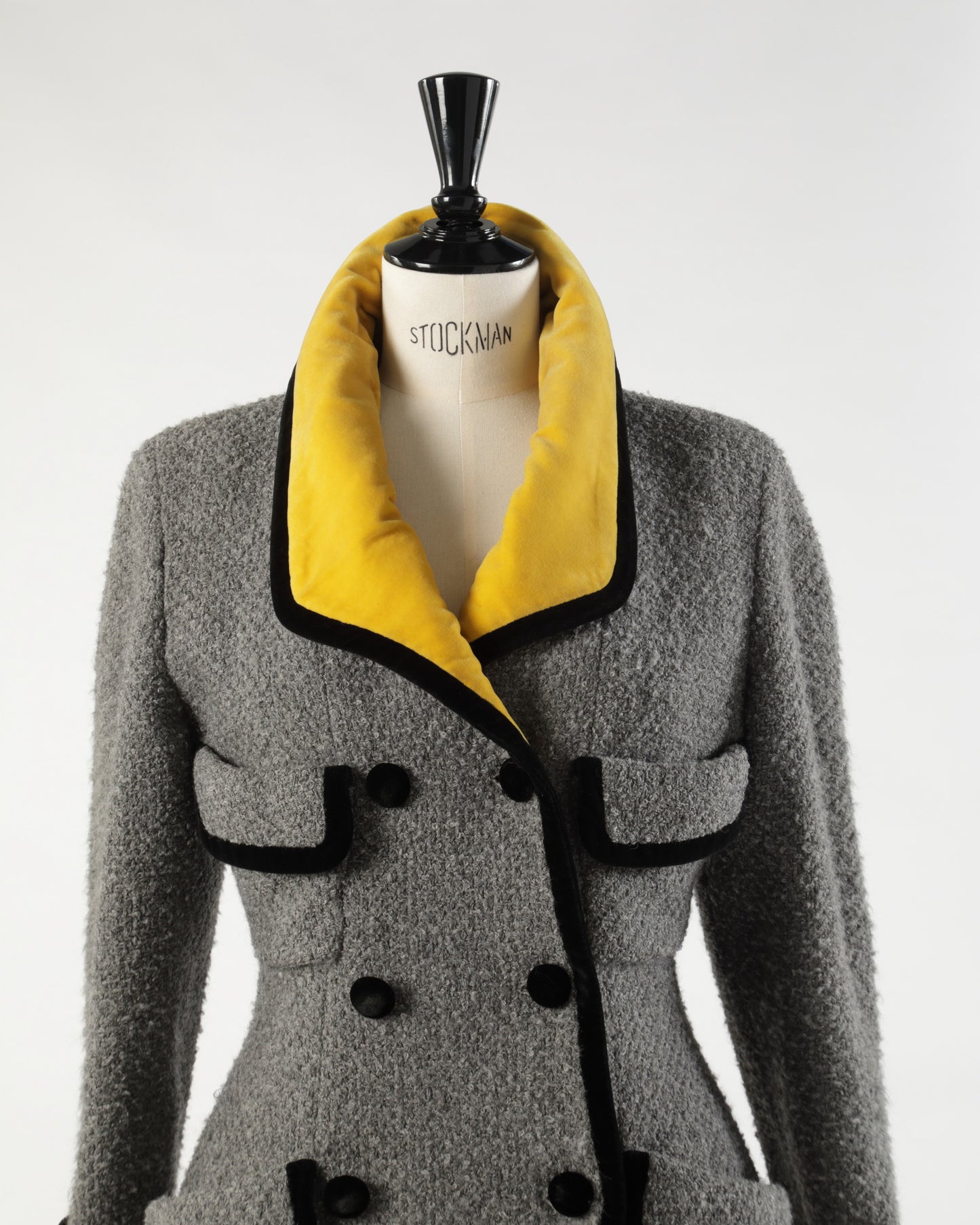 Giacca doppiopetto Chanel disegnata da Karl Lagerfeld anni 90