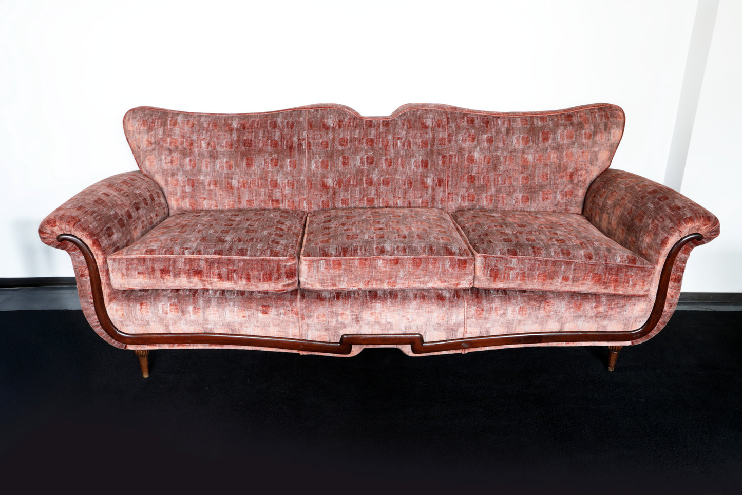 Divano attribuibile a Guglielmo Ulrich anni 50 reinterpretato da  t r i p l e f