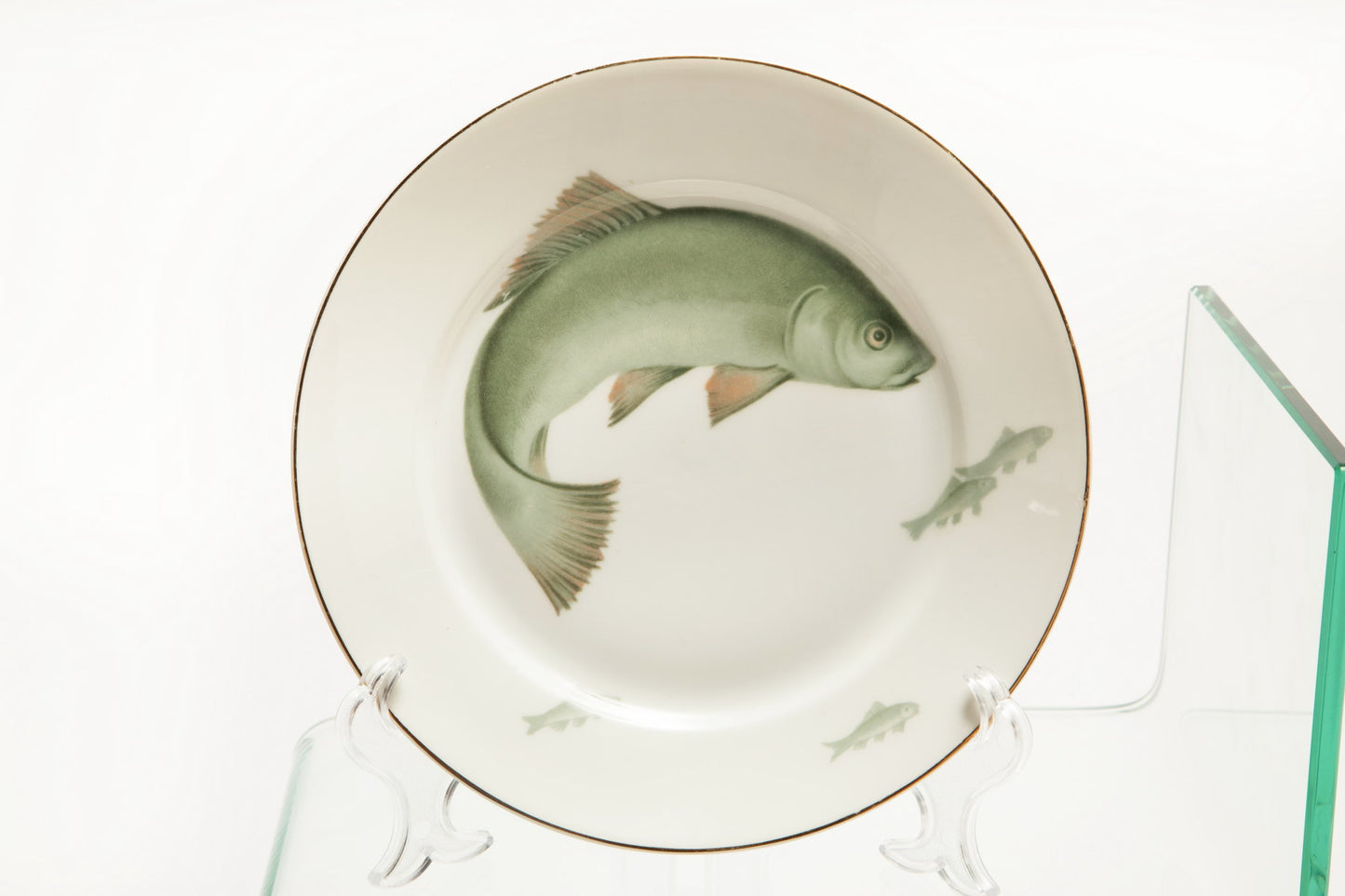 Porcelain dinner set with jade green fish from the 1940s