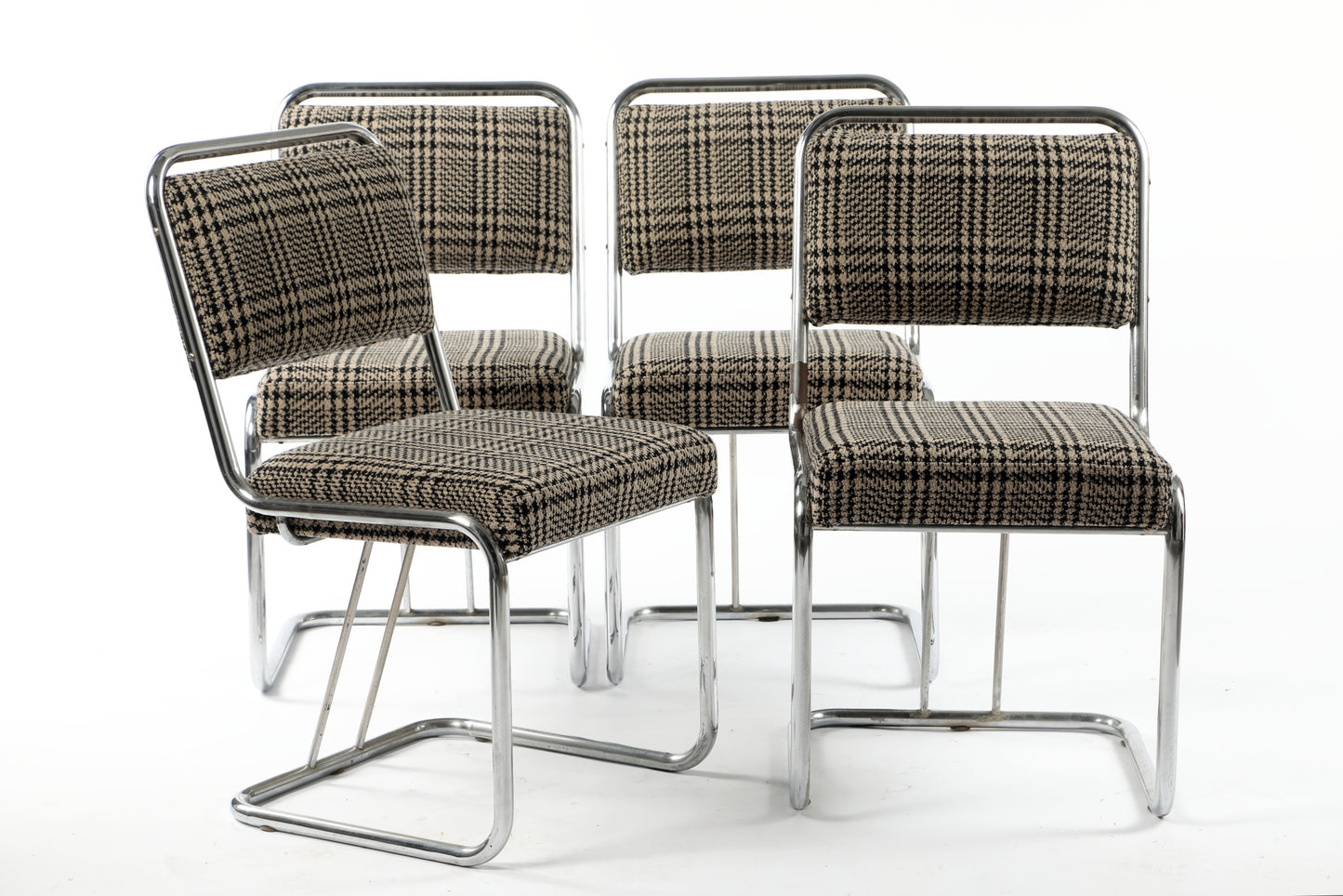 Quattro sedie anni 70 lana e acciaio