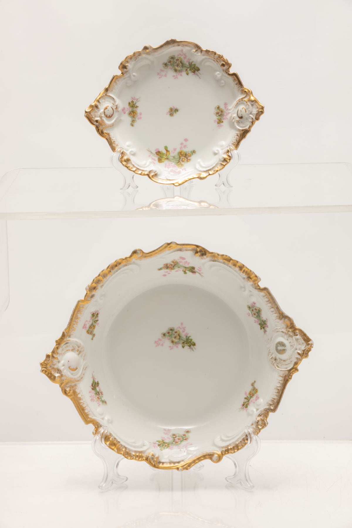 Limoges porcelain dessert service with daisies decoration