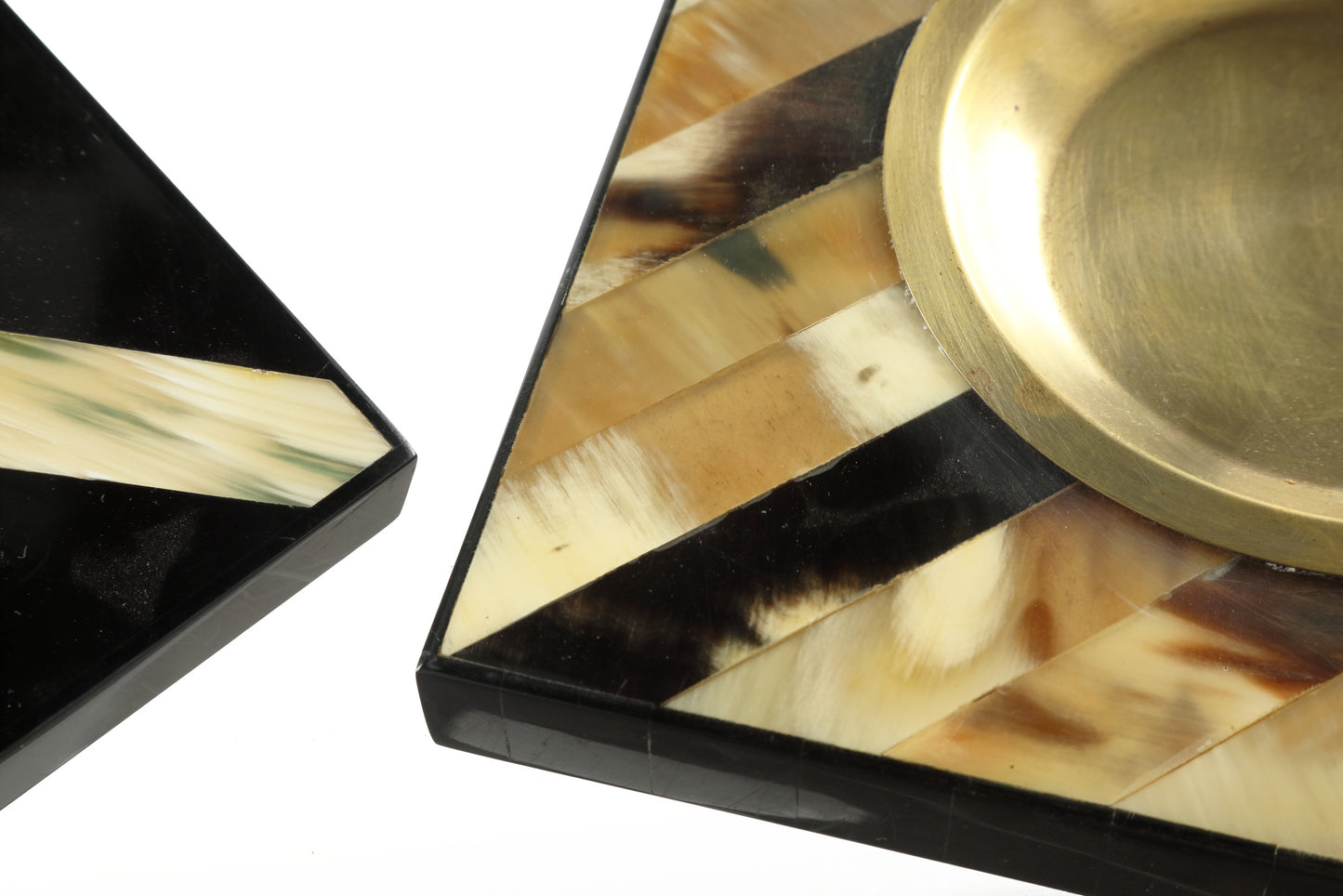 Lacquered ashtray from the 70s